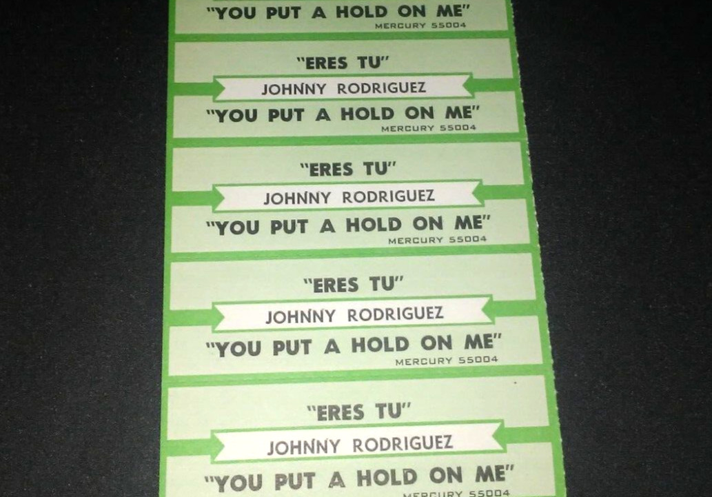 JUKEBOX STRIP (1) JOHNNY RODRIGUEZ Eres Tu/You've Got A Hold On Me 45 L@@K!