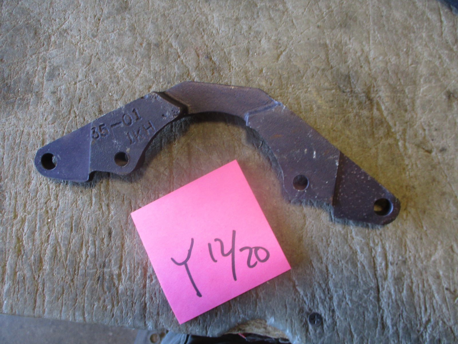 NOS Brake Caliper Retainer, Aluminum, for HMMWV