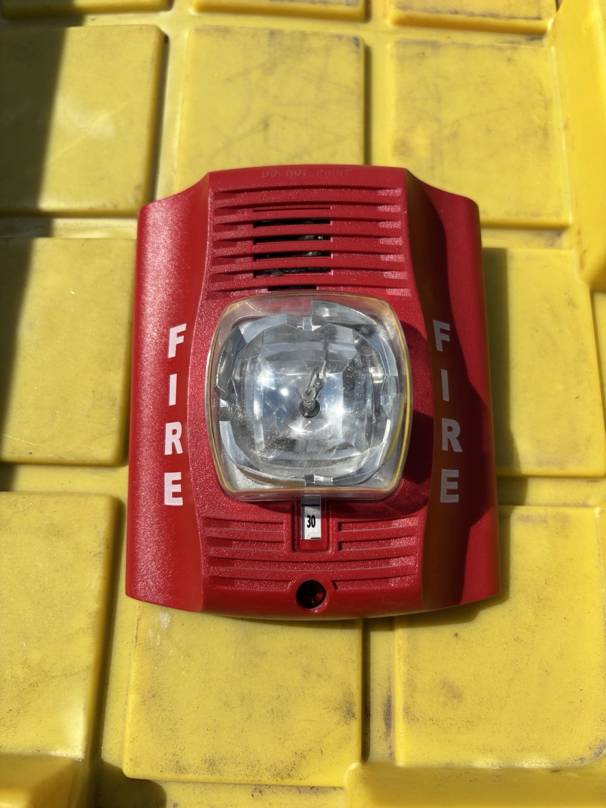 System Sensor P2R Wall Mount Fire Alarm Horn/Strobe