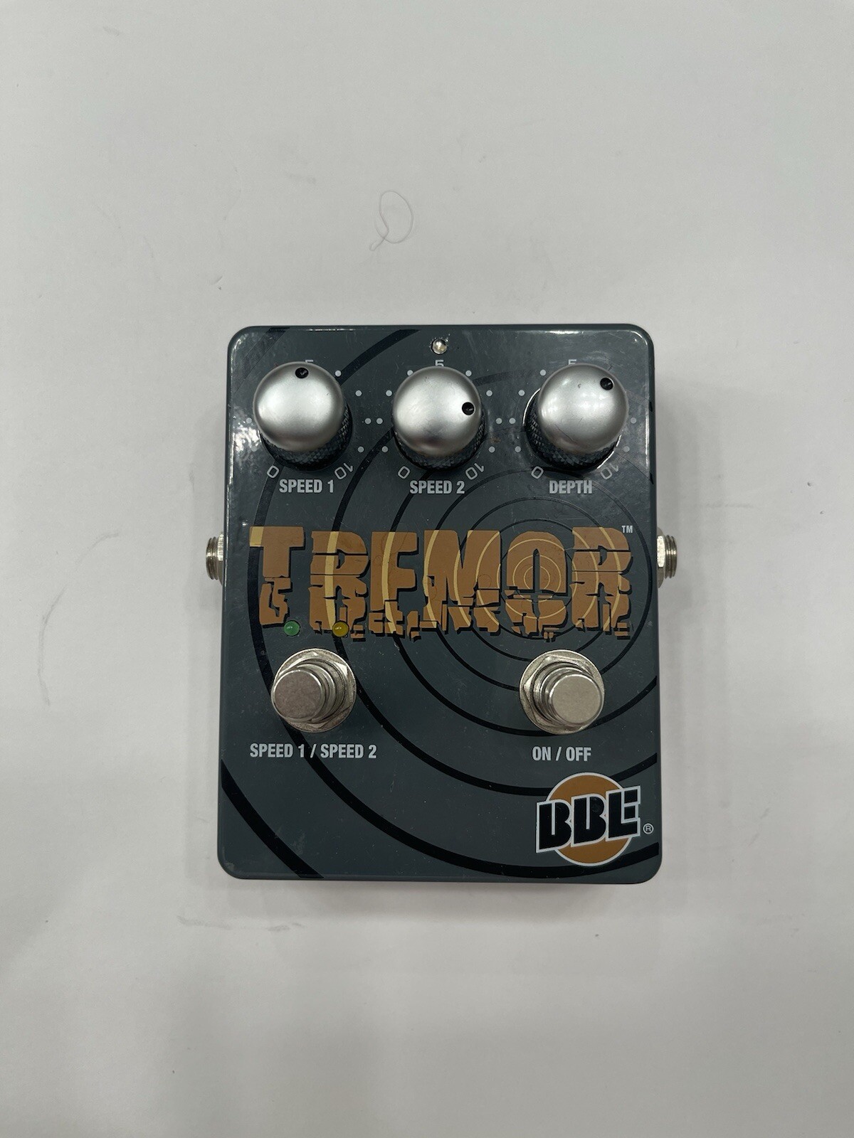 BBE Tremor V1 Optical Tremolo Analog Dual Mode Guitar Effect Pedal