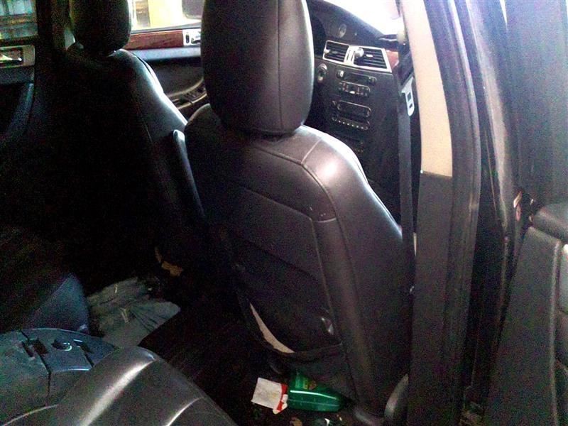 Passenger Right Front Spindle/Knuckle Fits 04-08 PACIFICA 103942214