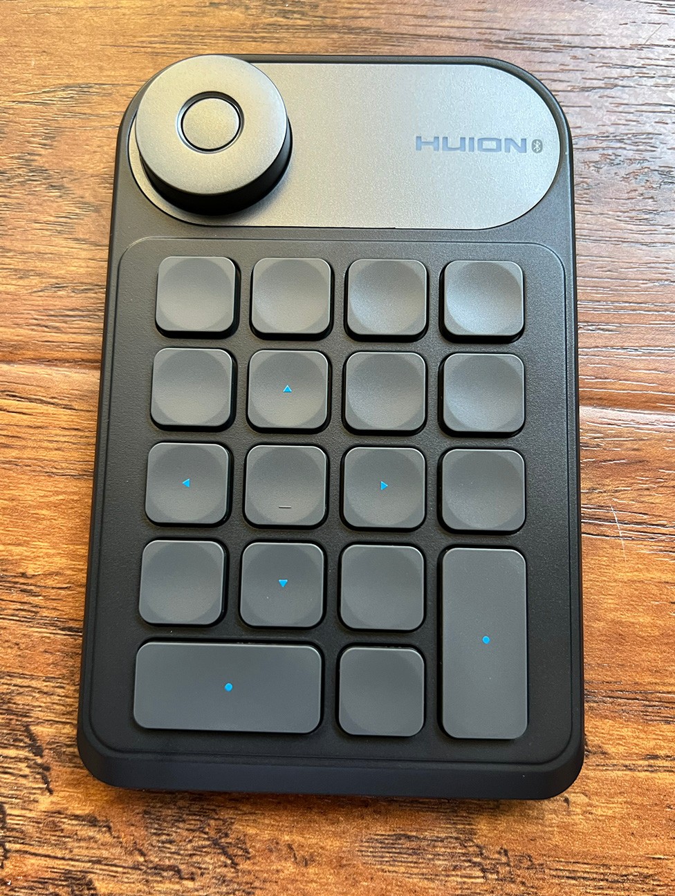 HUION Keydial Mini Bluetooth Programmable Wireless Keypad 18 Keys New in Box