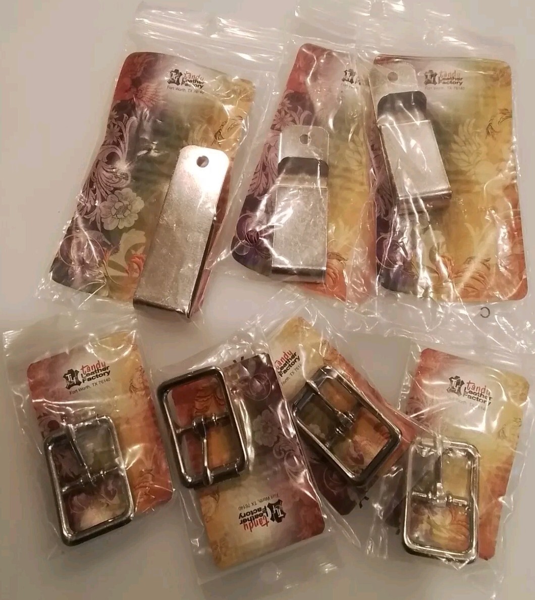LOT Tandy Leather Co (4) Buckles 3/4" (3) Clips - New Unused