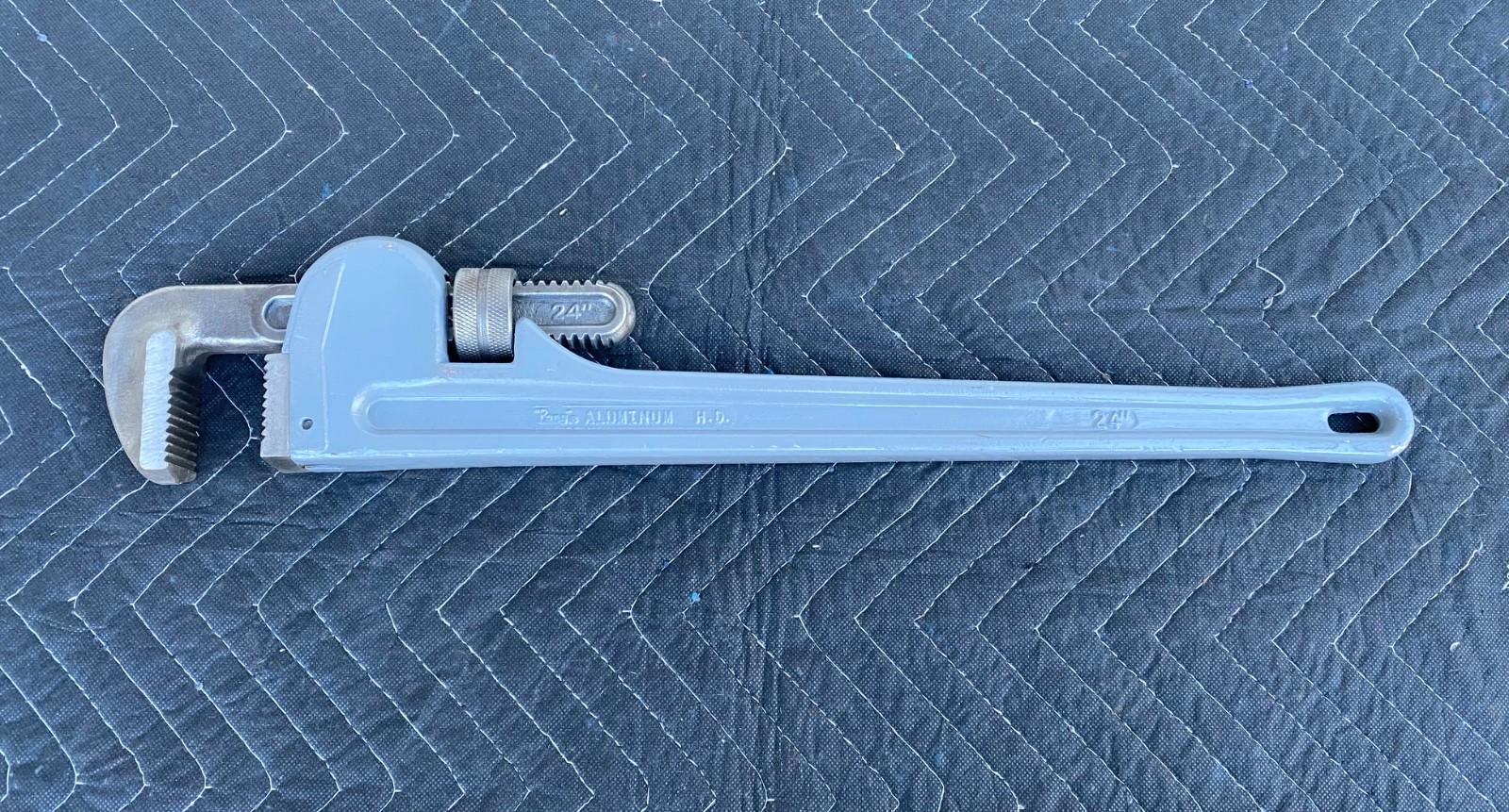Pony 24” Aluminum H.D. Pipe Wrench, Outstanding