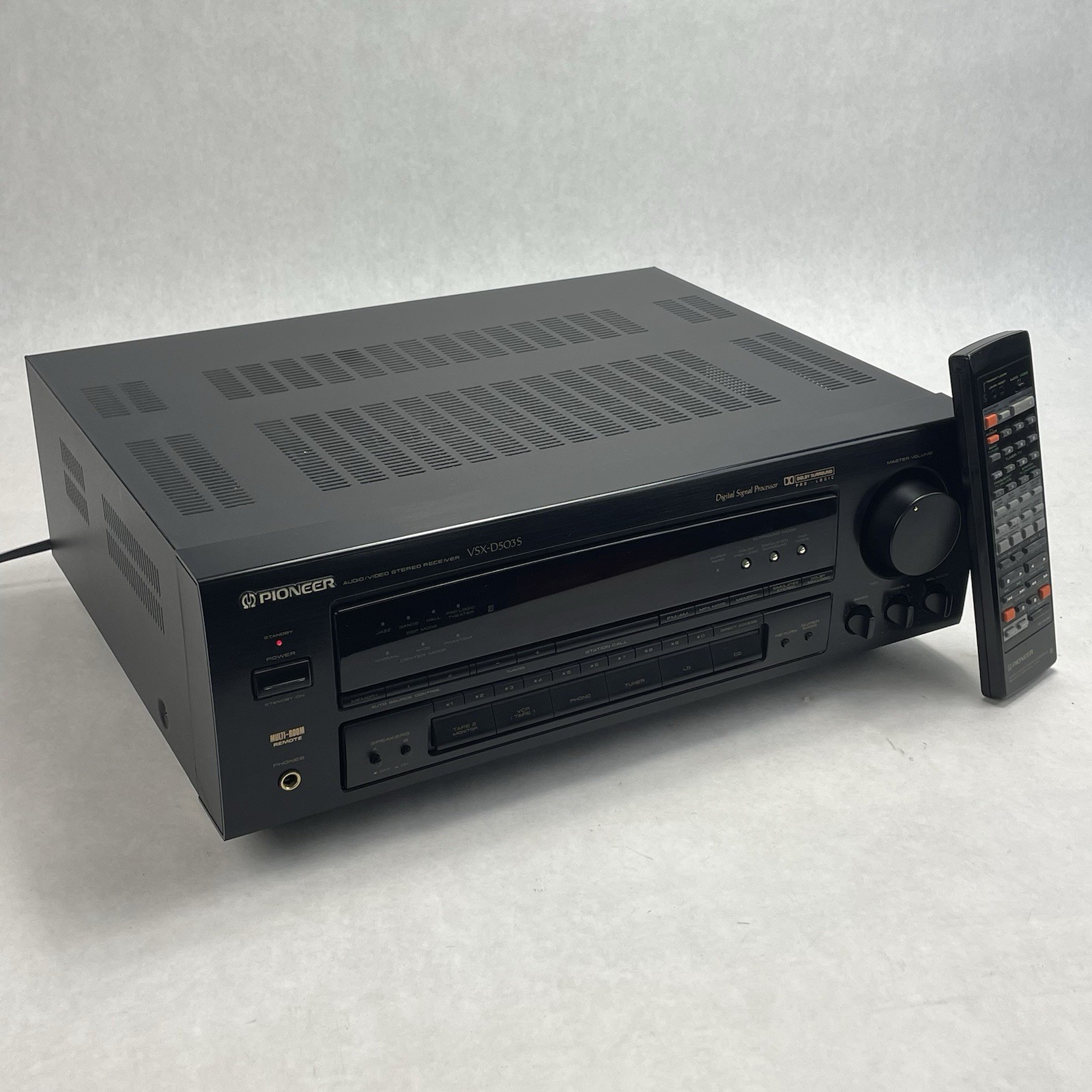 Pioneer VSX-D503S Audio/Video AV Receiver Has Issues Read Descripton
