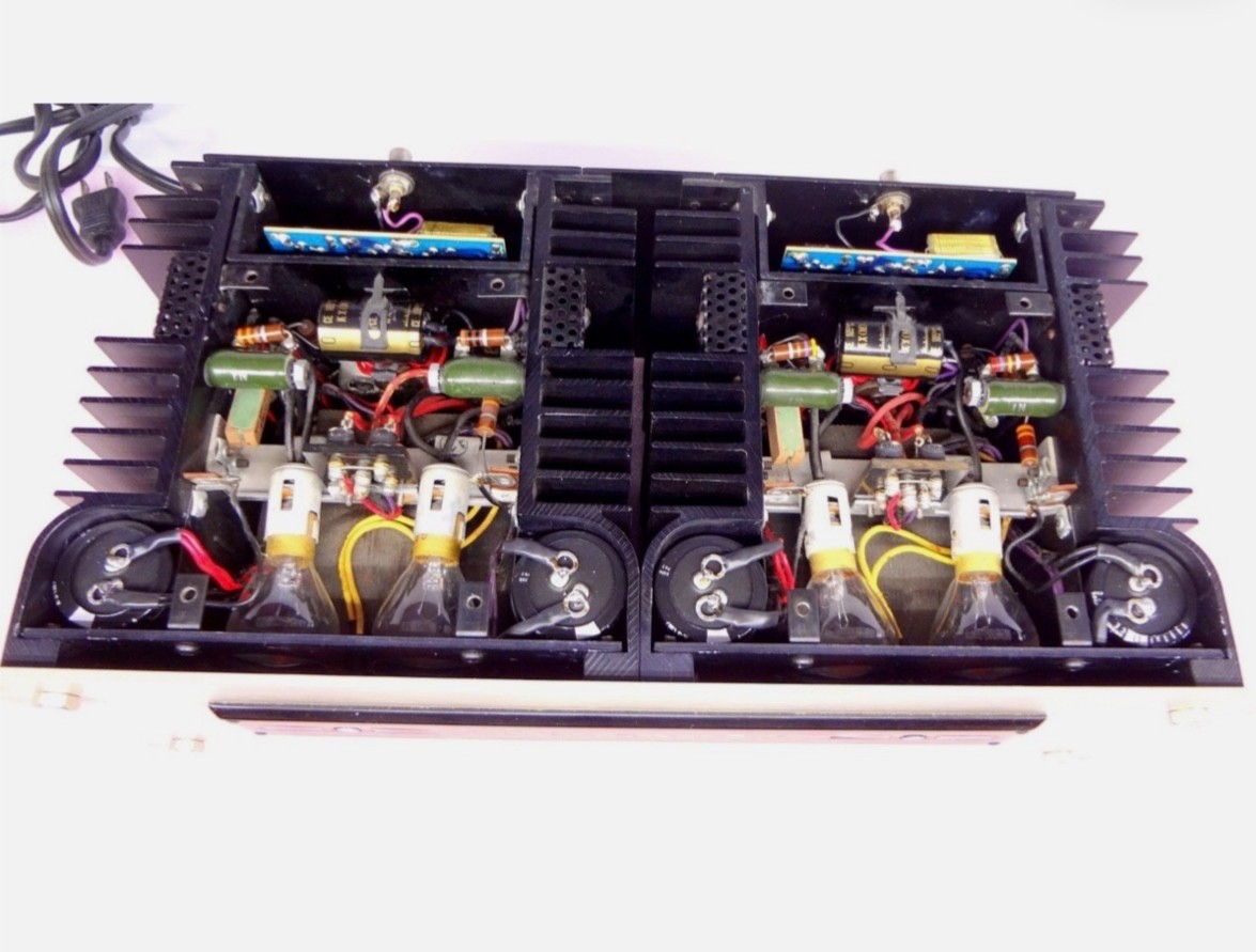 Recapped Marantz Model 15 Amplifier