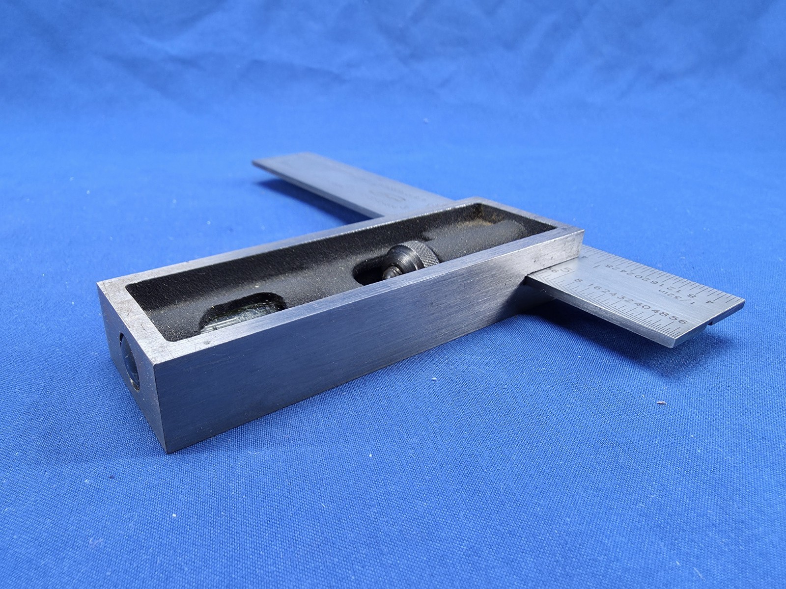 iGaging Double Square 6" In Plastic Case