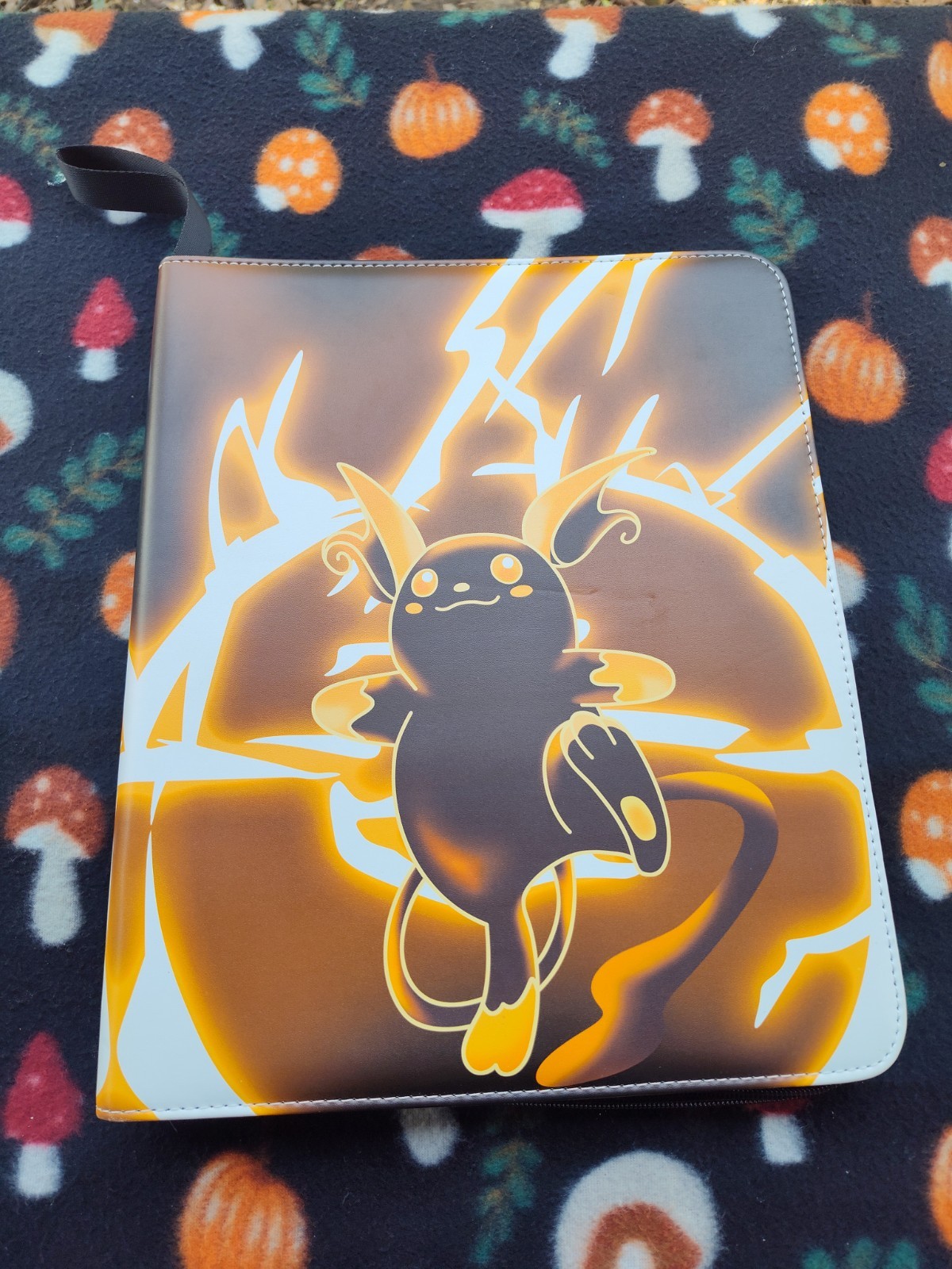 Raichu Pokémon TCG 3-Ring Binder 9-Pocket Flexible Cover Card Storage