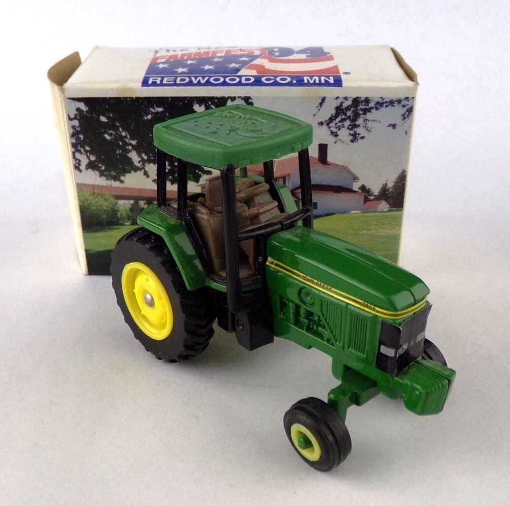 1/64 John Deere Tractor, 1994 Farmfest Show Edition