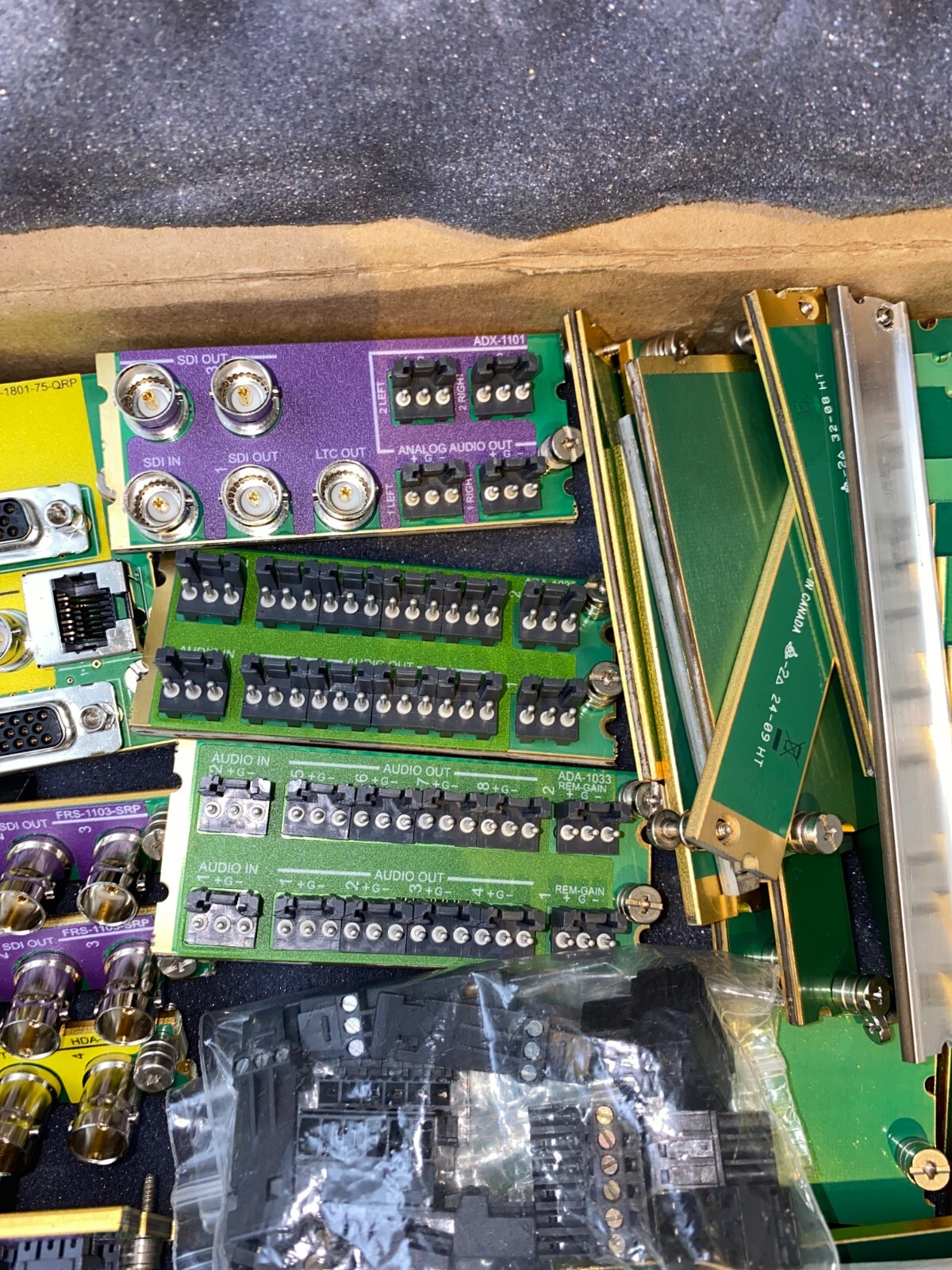 lot Miranda DDA-1112 OHM Digital Audio Distribution ADX-1101 SDA-1102