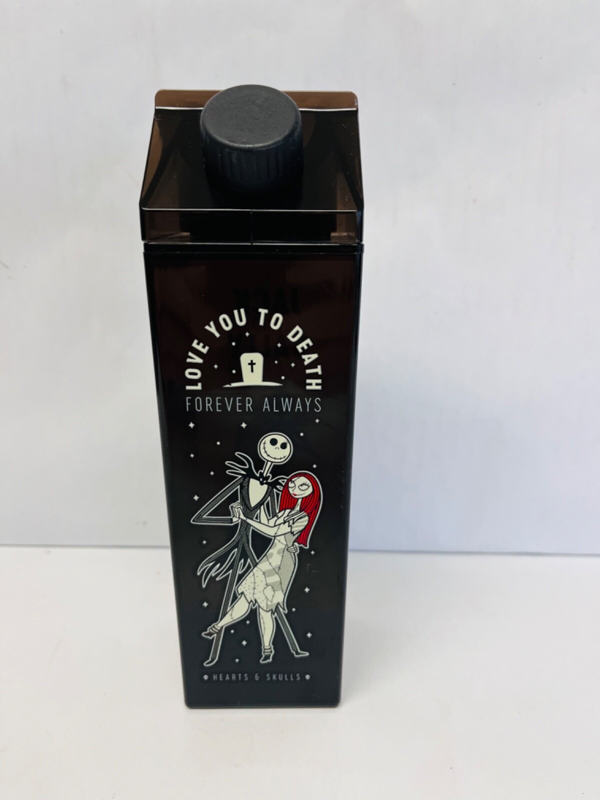 The Nightmare Before Christmas Carton Water Bottle Jack & Sally Forever BIN 4