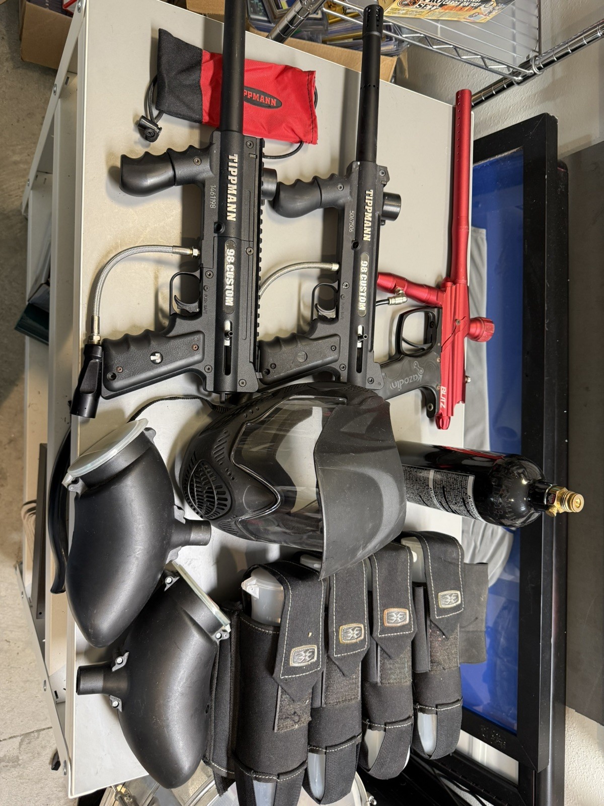 Tippmann 98 Custom & Azodin Blitz Paintball Marker lot Hoppers Mask+ More bundle