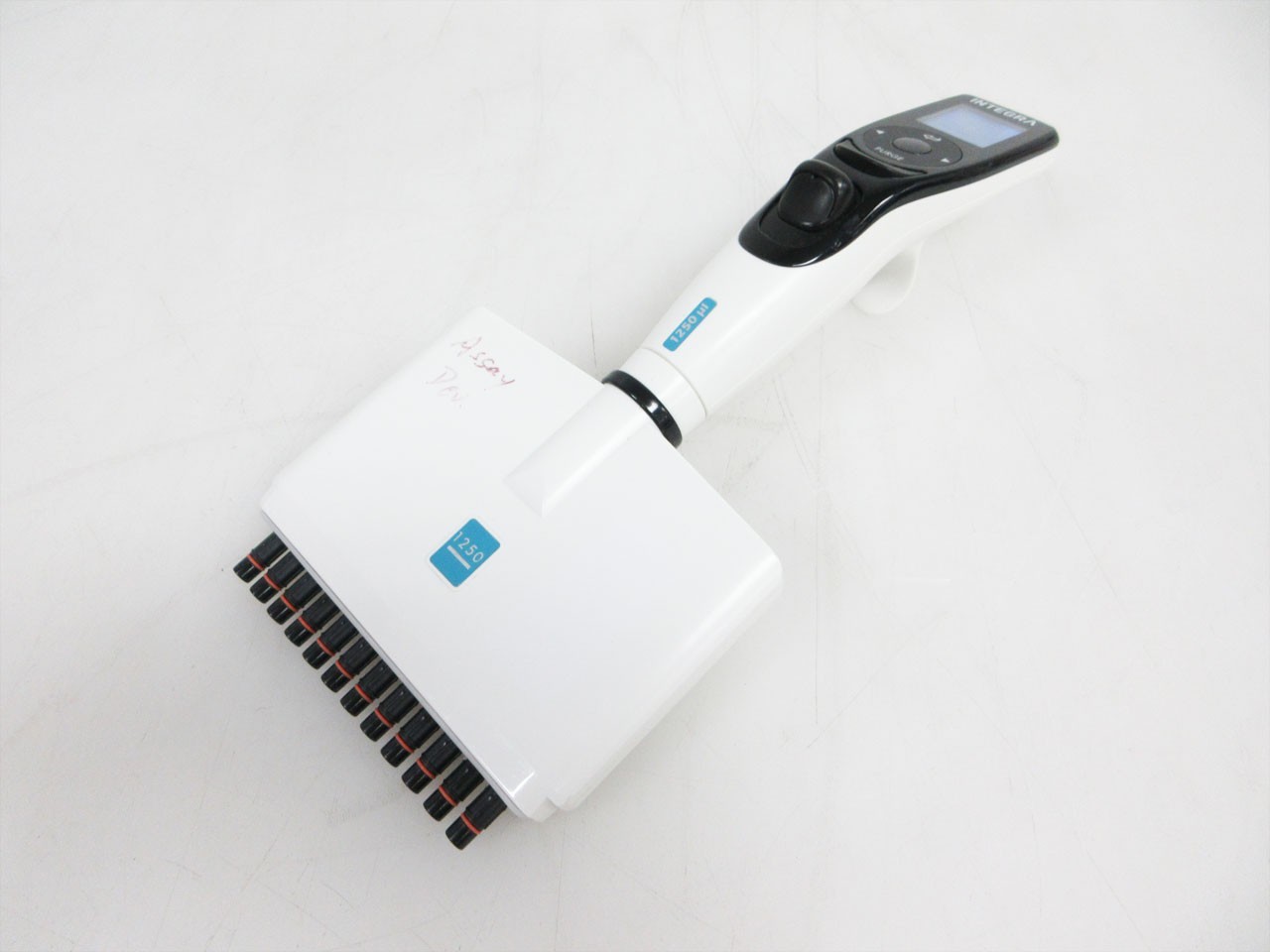 INTEGRA VIAFLO 1250 uL 12 CHANNEL LIGHTWEIGHT ELECTRONIC PIPETTE 4634 M