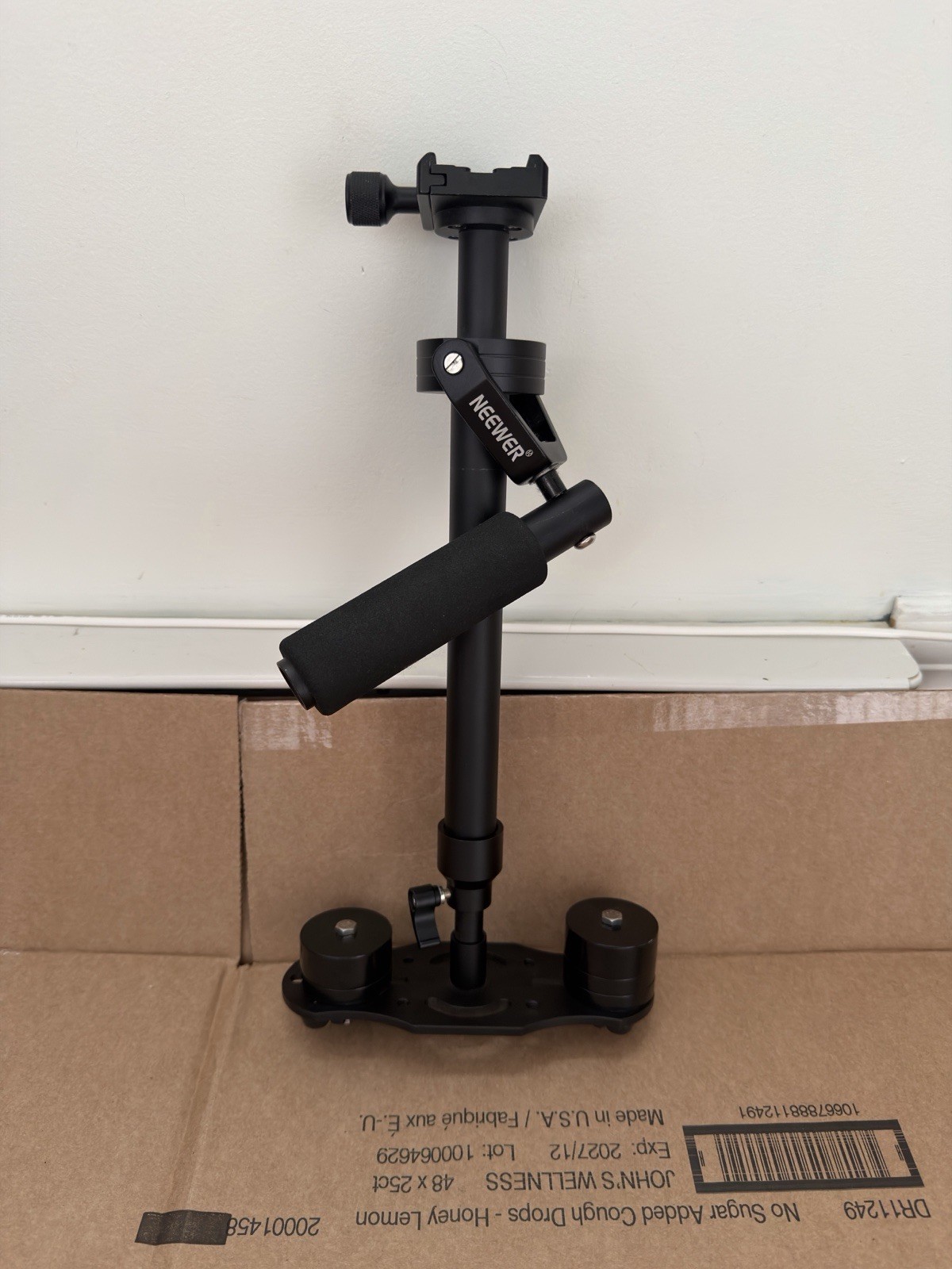 Neewer Handheld Manual Steady Cam Stabilizer System