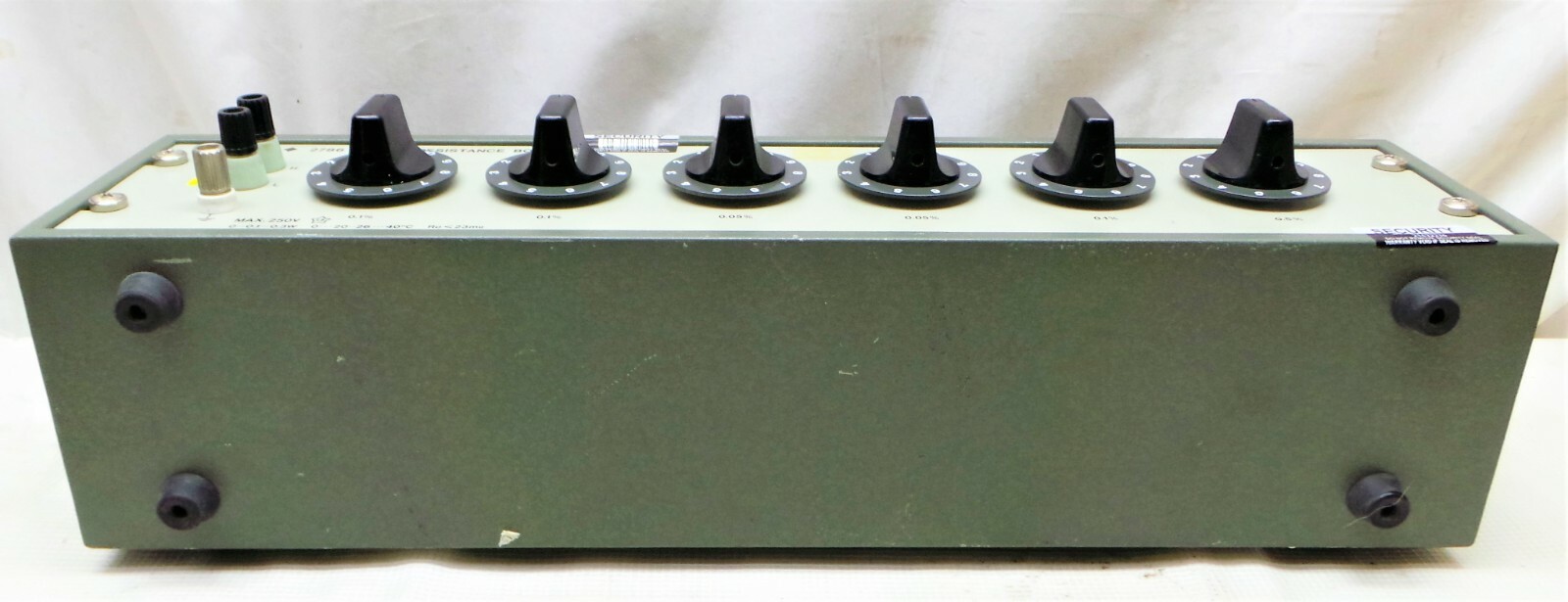YOKOGAWA 2793 DECADE RESISTANCE BOX.