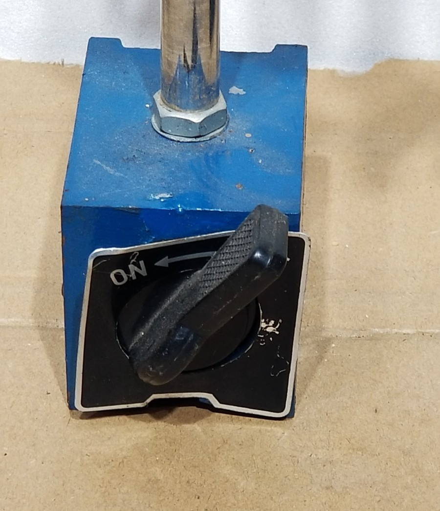 Magnetic Base Adjustable Holder Stand