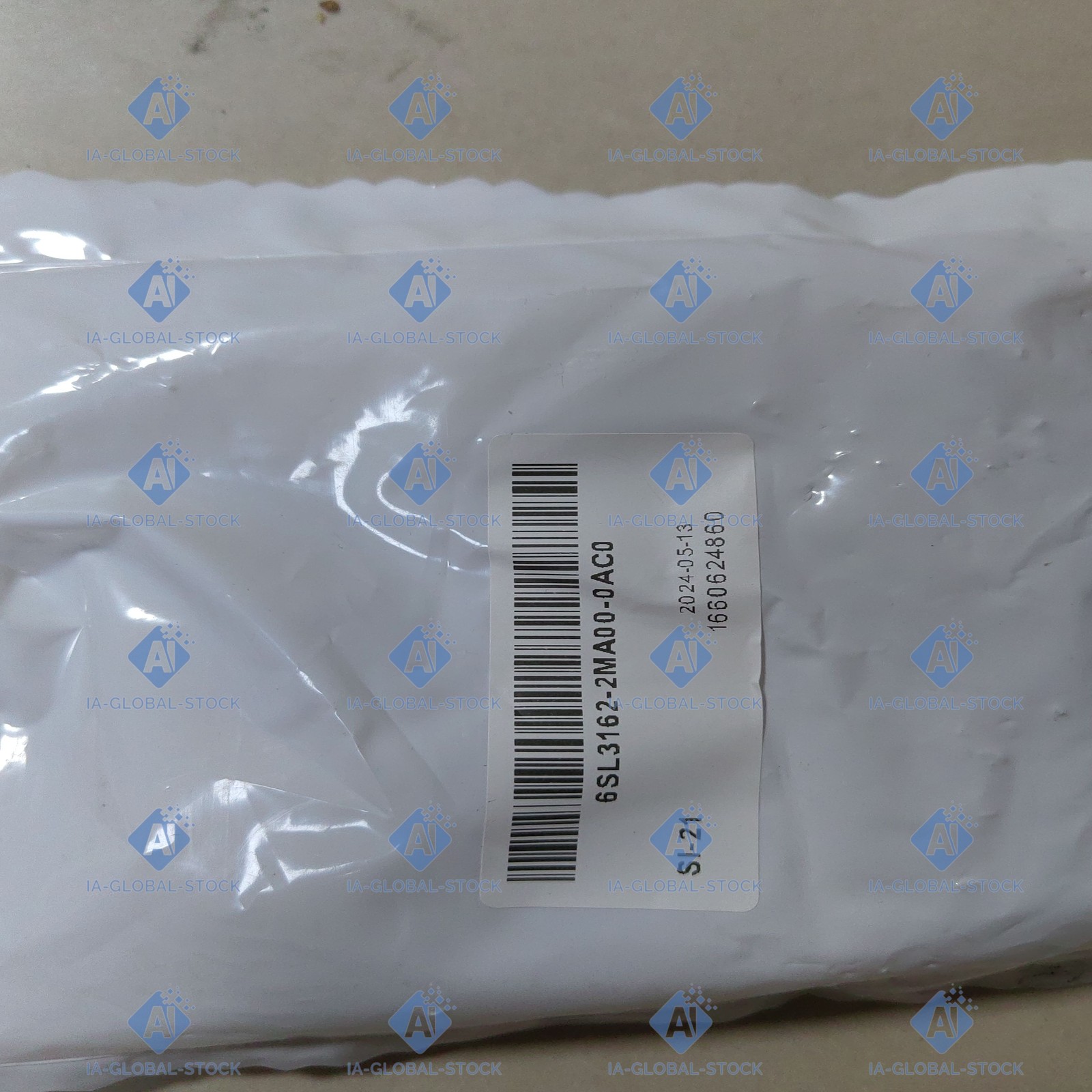 One Unit Brand New 6SL3162-2MA00-0AC0 Siemens US Fee Shipping + 1 Year Warranty