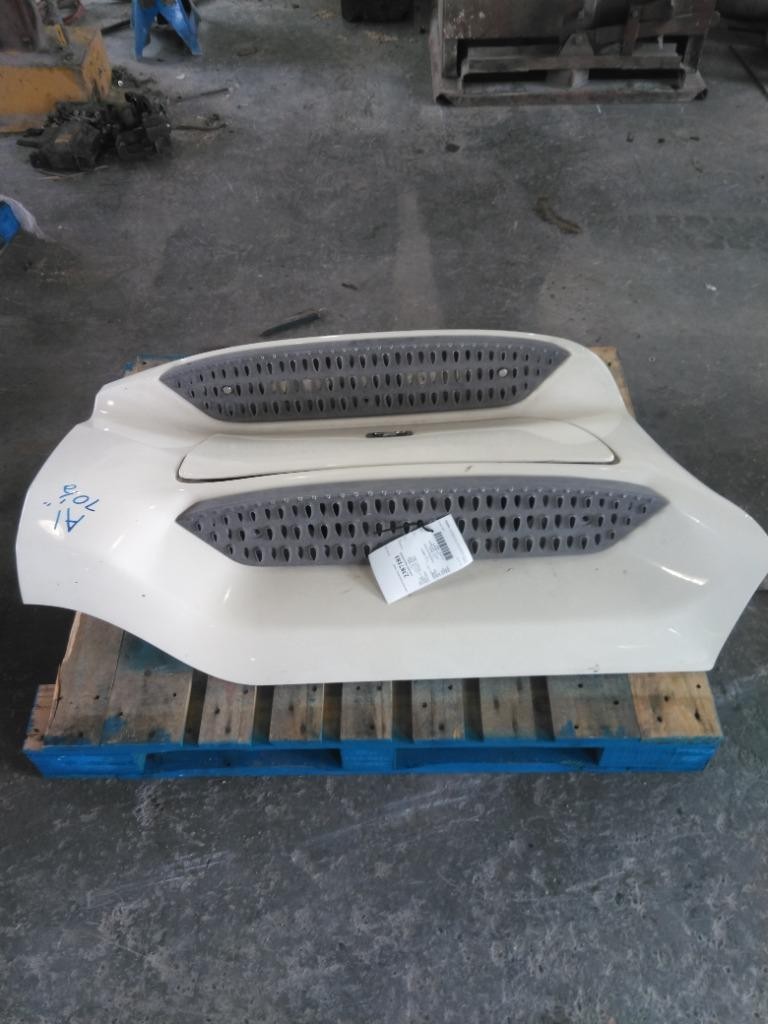 For 2018 PETERBILT 579 SIDE FAIRING Left , MN