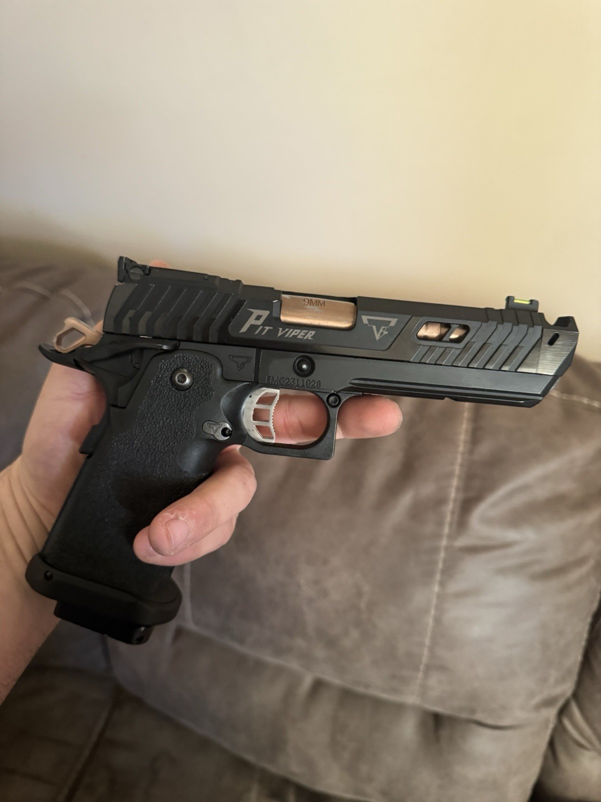 Cyma Platinum M4 Airsoft AEG Rifle BUNDLE