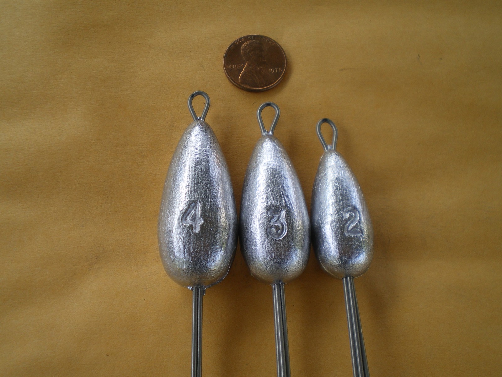 15 PCS. SPIDER/CLAW SINKER, SURF/MUD WEIGHT - W/3" S.S. LEGS 2, 3, 4, OZ. 5 EACH