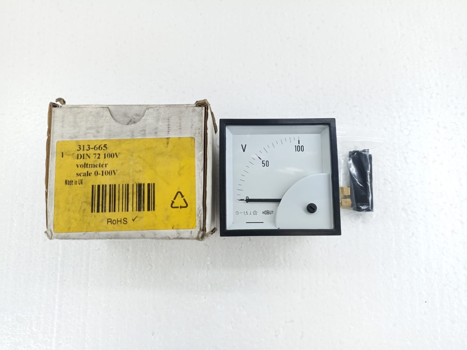 HOBUT VOLTMETER 313-665 SCALE-0-100V DIN 72