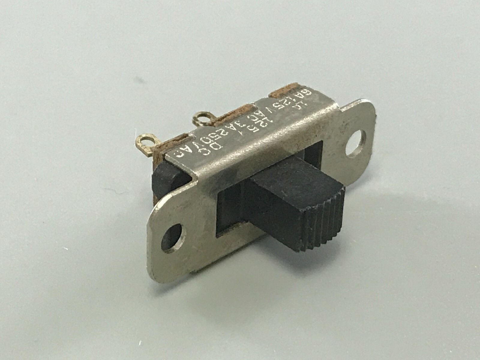 Switchcraft SLIDE SWITCH 4 PIN DTDP 1A 125V STOCKPOLE