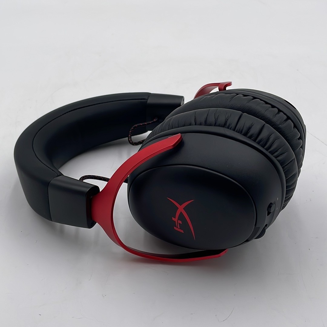 HyperX Cloud III S – Wireless Gaming Headset Black/Red - NO DONGLE
