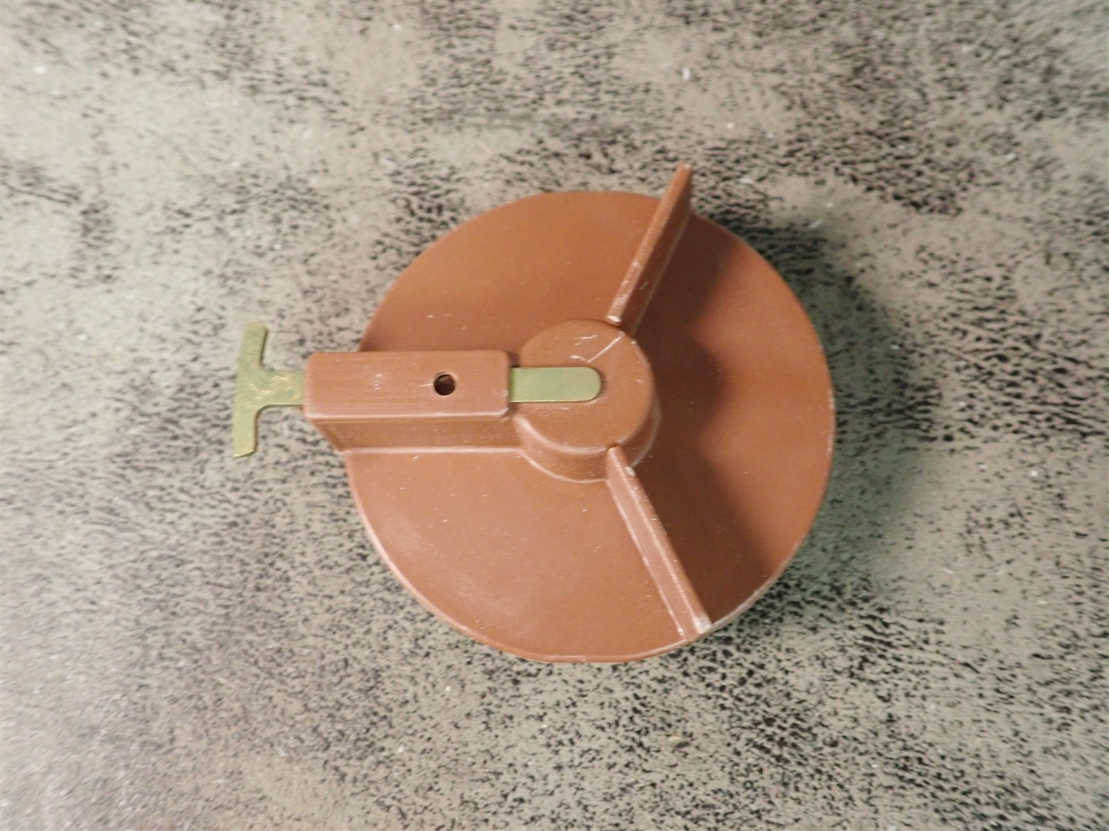 NEW WVE 4R1141 Ignition Distributor Rotor (SS49)