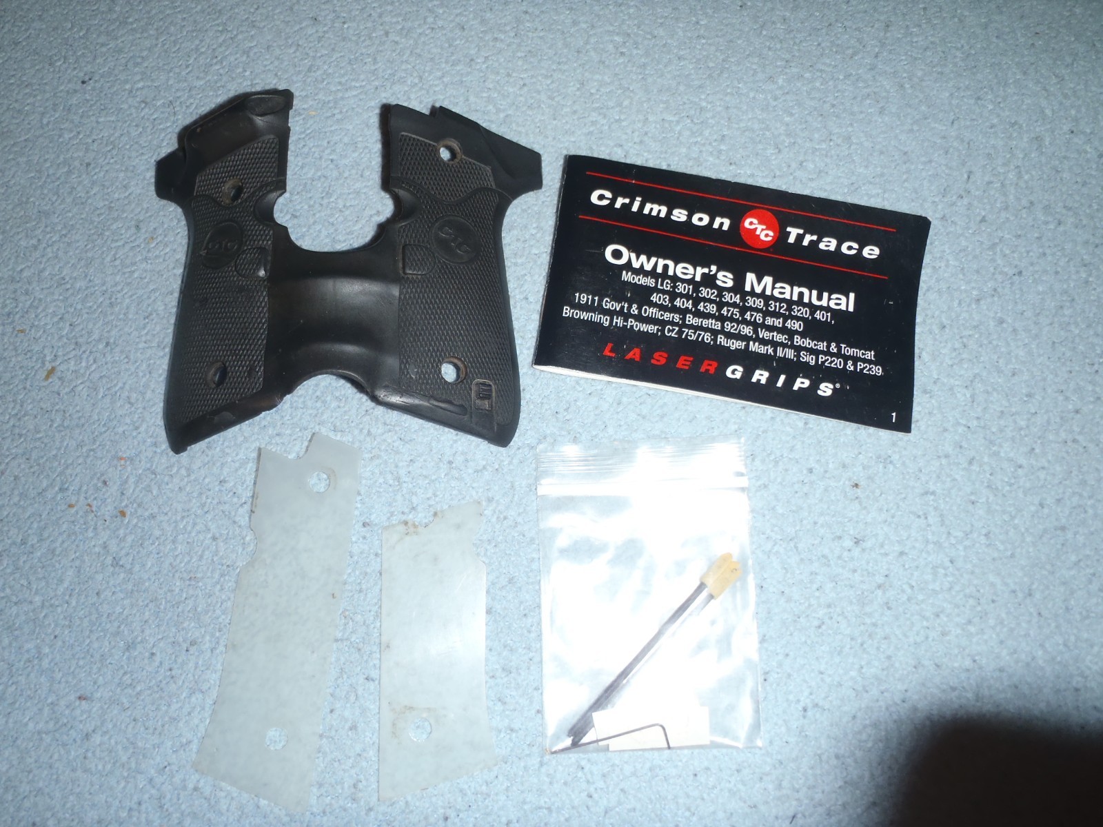 Crimson Trace Laser Grips, For Beretta 92 and M9. LG302