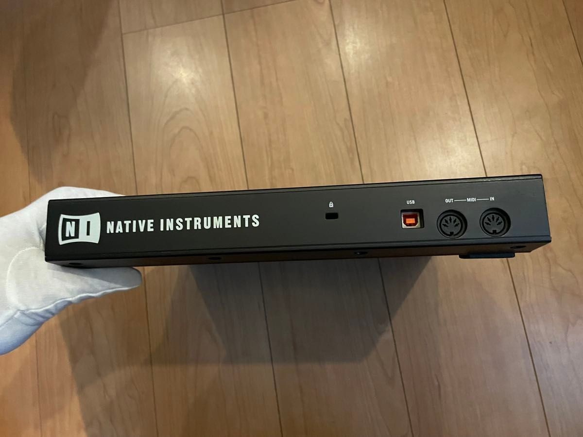 Native Instruments MASCHINE MK2 MIDI Controller Tested Used Japan