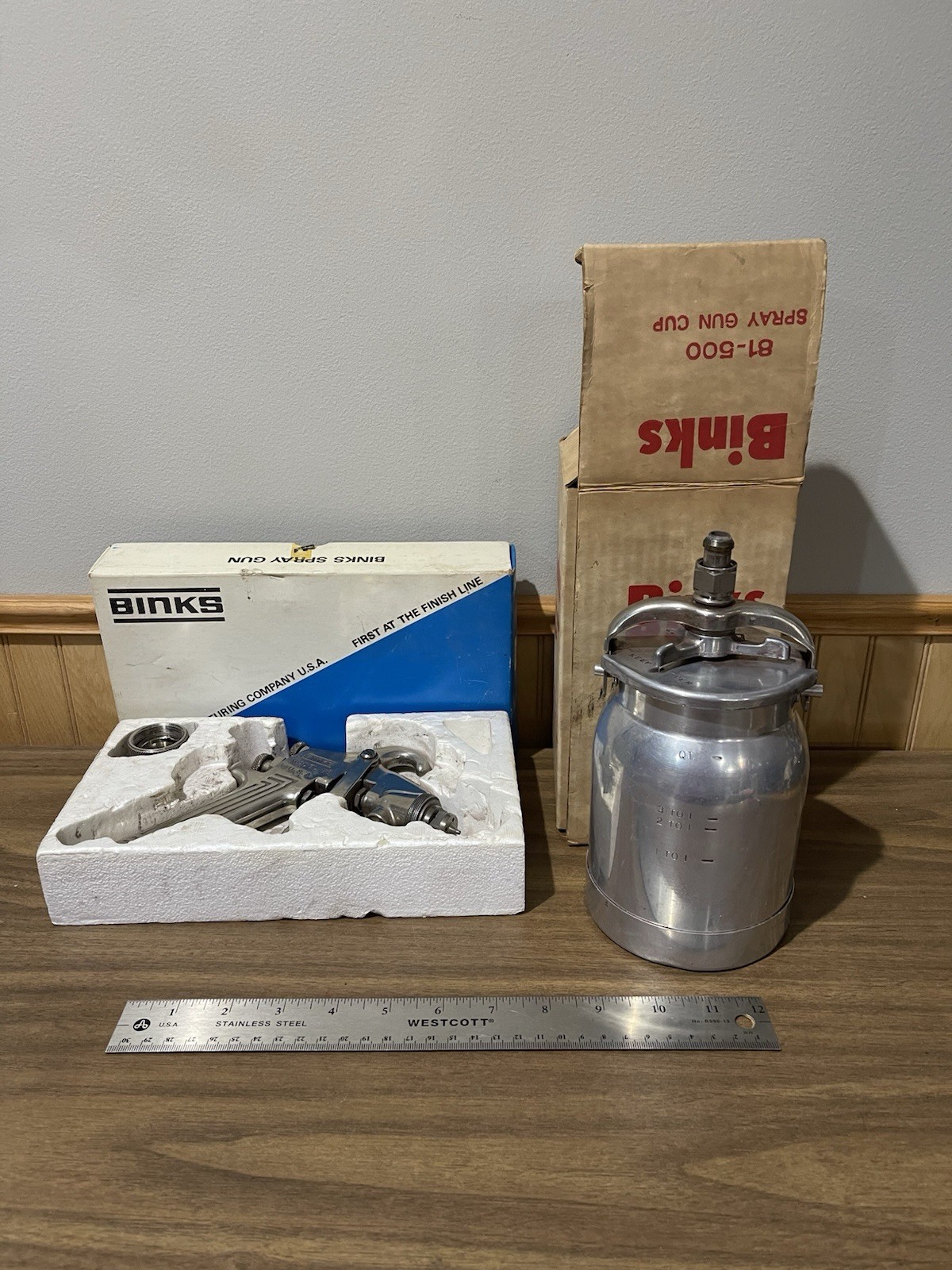 Nice Vintage Binks Model 69 Spray Gun & Spray Gun Cup with Boxes