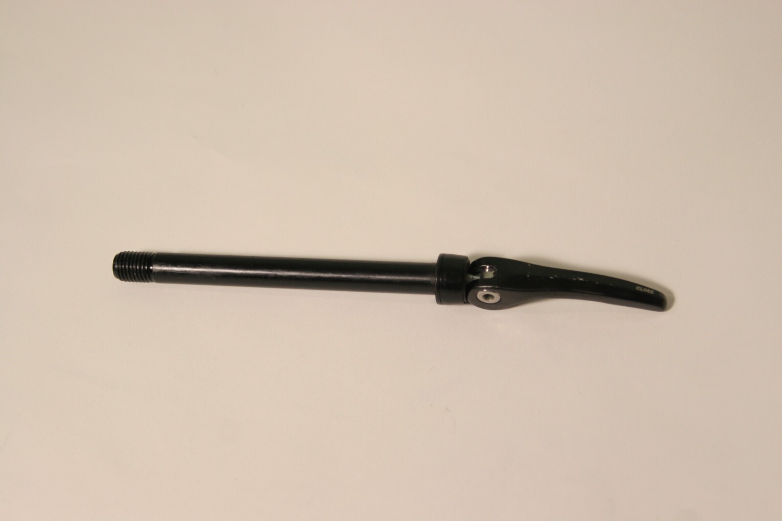 Formula 100 x 12mm Thru-Axle Quick Release Skewer 12x125 Inner Length F125