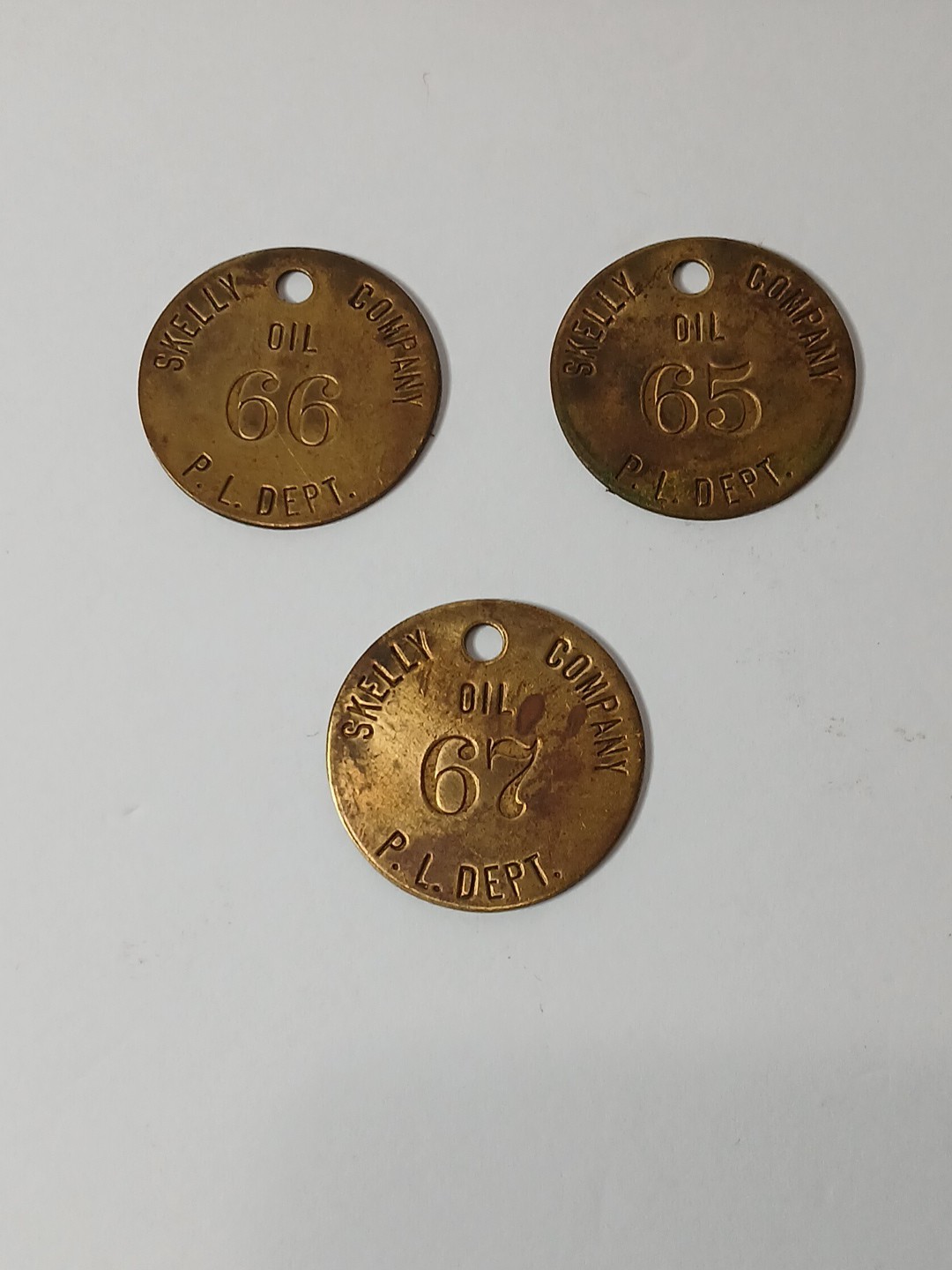 SKELLY BRASS OIL TAG - GASOLINE GAS OIL - VINTAGE ORIGINAL 4 TAGS