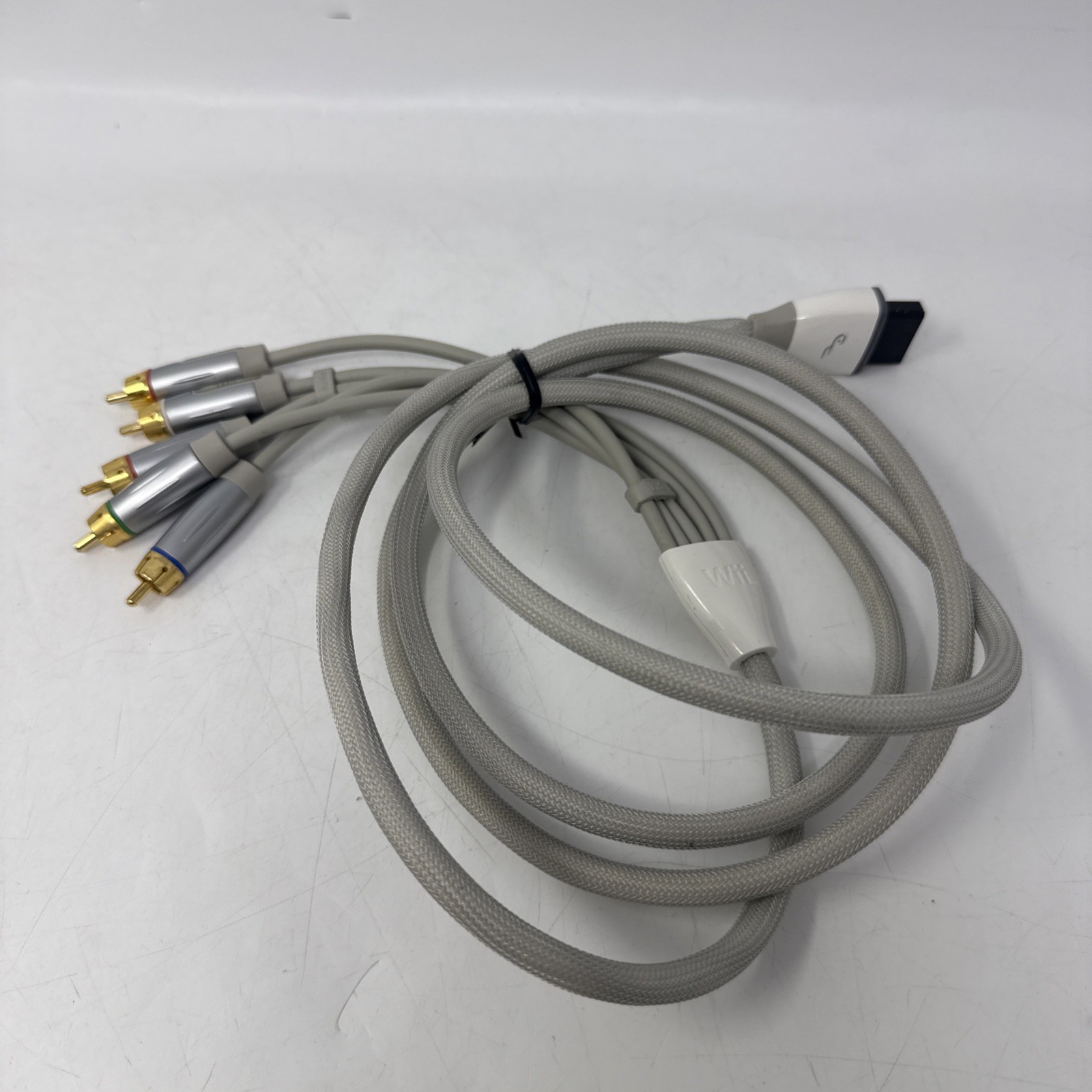 Rocketfish Nintendo Wii HD High Quality 8’ Component Cable HD AV Cord Gray