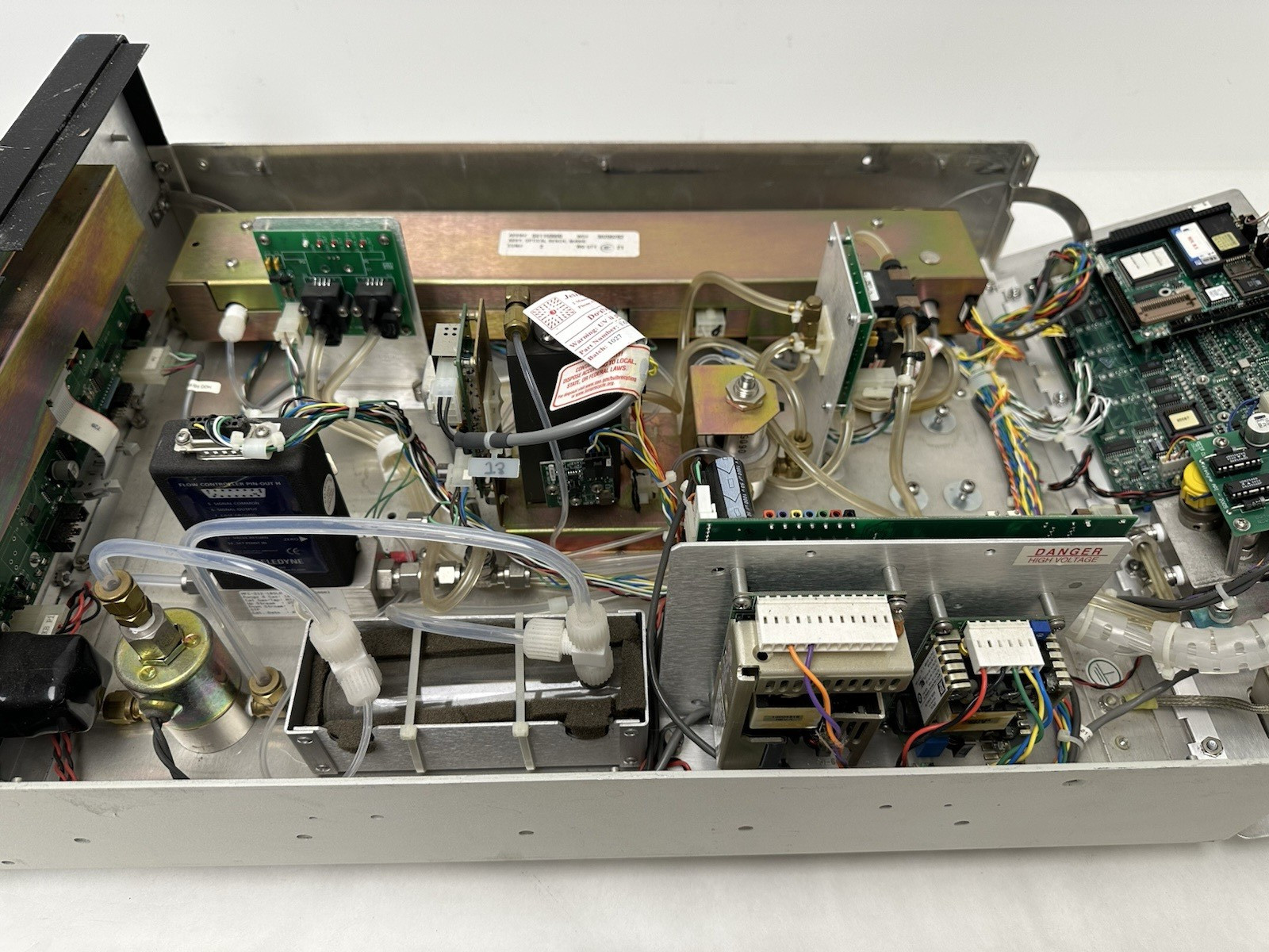Teledyne Instruments Model 700E Dynamic Dilution Calibrator Opt: 01, 02, 92