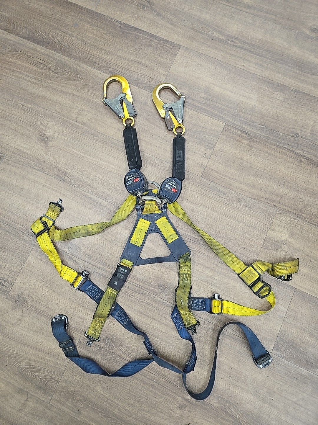 DBI Sala Safety  Harness w/ DBI Nano-Lok 6' SRL 3101280