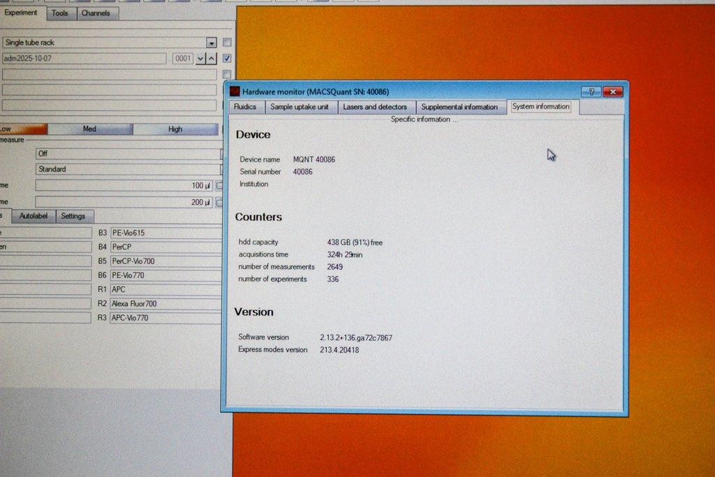 Macs Miltenyi Biotec MACSQuant Analyzer 16 Flow Cytometer, Good Con (3372913)