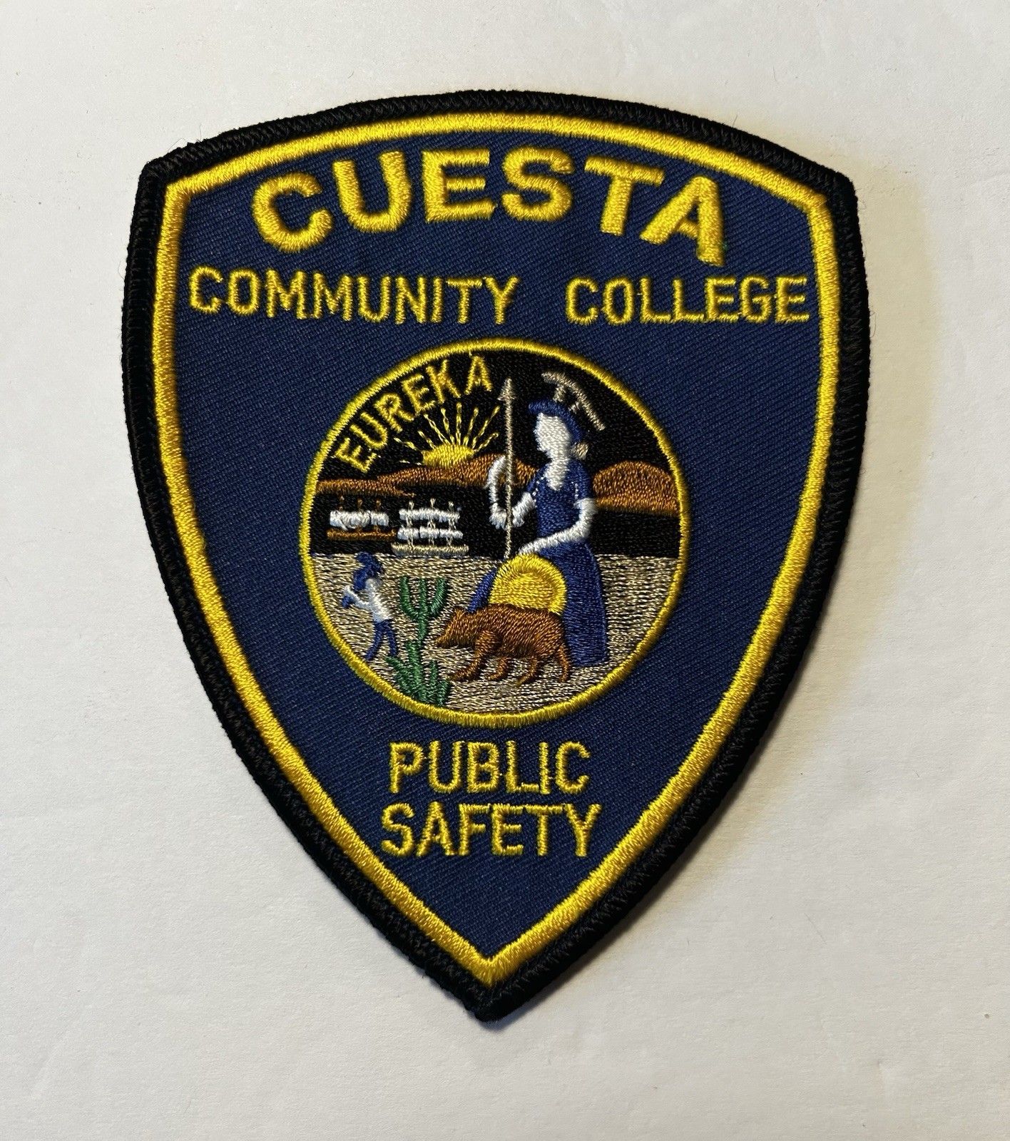CALIFORNIA CUESTA COMMUNITY COLLEGE PUBLIC SAFETY PATCH SAN LUIS OBISPO #PDD94