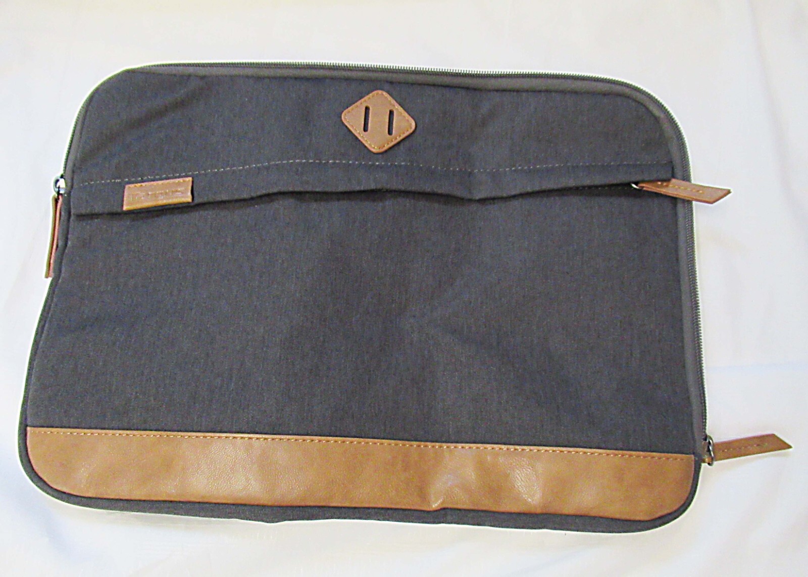 Targus Laptops Case 14" Strata III Sleeve Gray/Brown