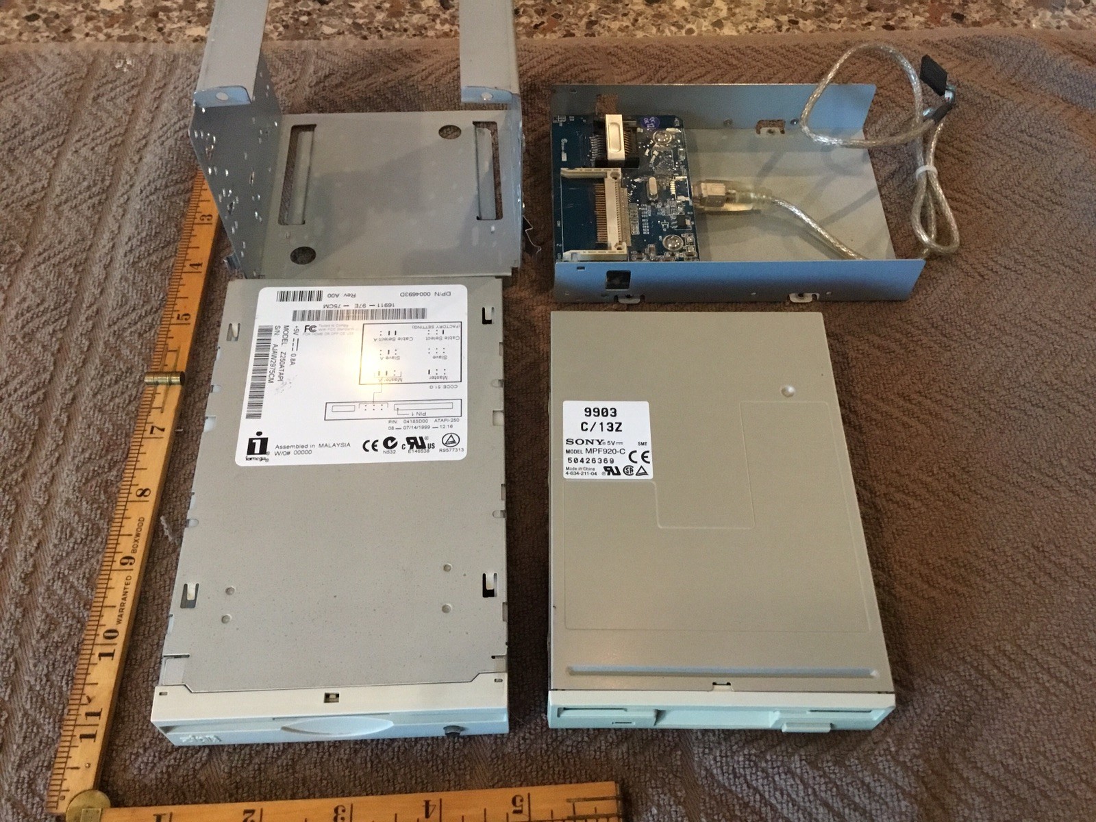 Sony 3.5” Floppy; Iomega ATAPI Zip 250,  Internal Drives W/ Bracket &card Reader