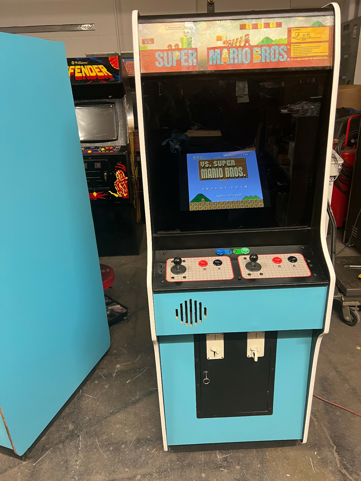 SUPER MARIO BRO - NINTENDO VS ARCADE MACHINE by NINTENDO 1987 (Excellent) *RARE*
