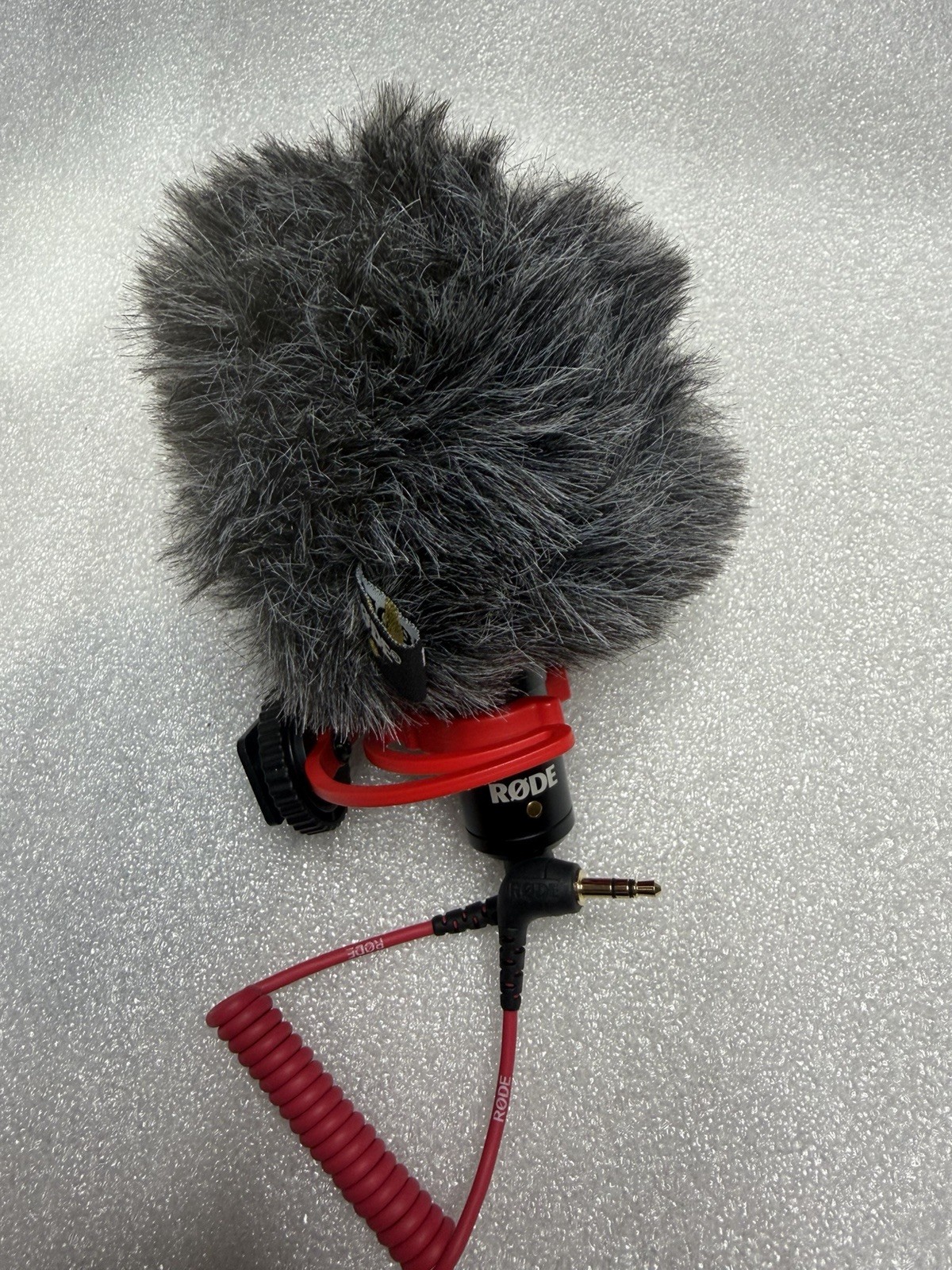 RØDE VideoMicro Compact On-Camera Microphone w/ Rycote Mount & Deadcat