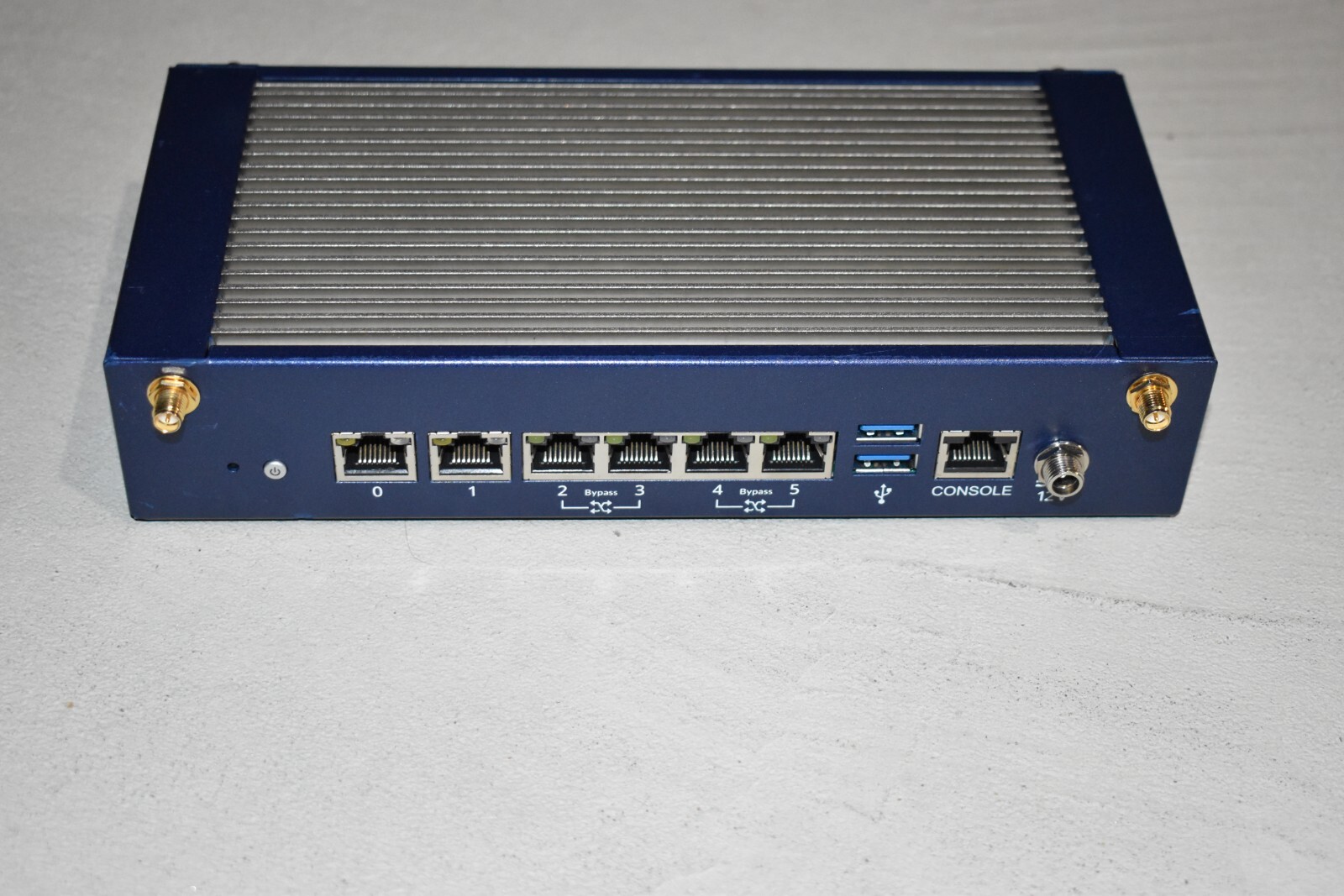 AppNeta M70 Gigabit PFsense Firewall Intel Atom Eight Core C3758 AES-NI 8GB RAM