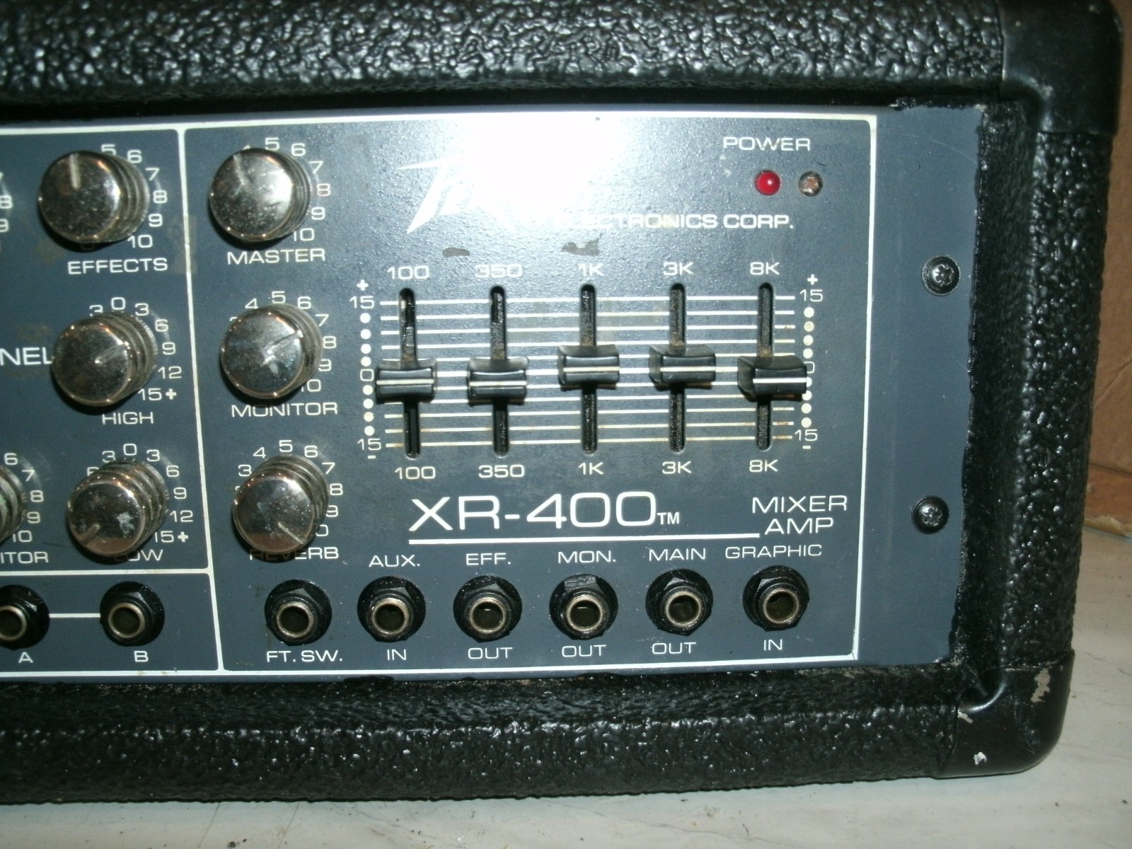 Peavey XR-400 MIXER / Amplifier