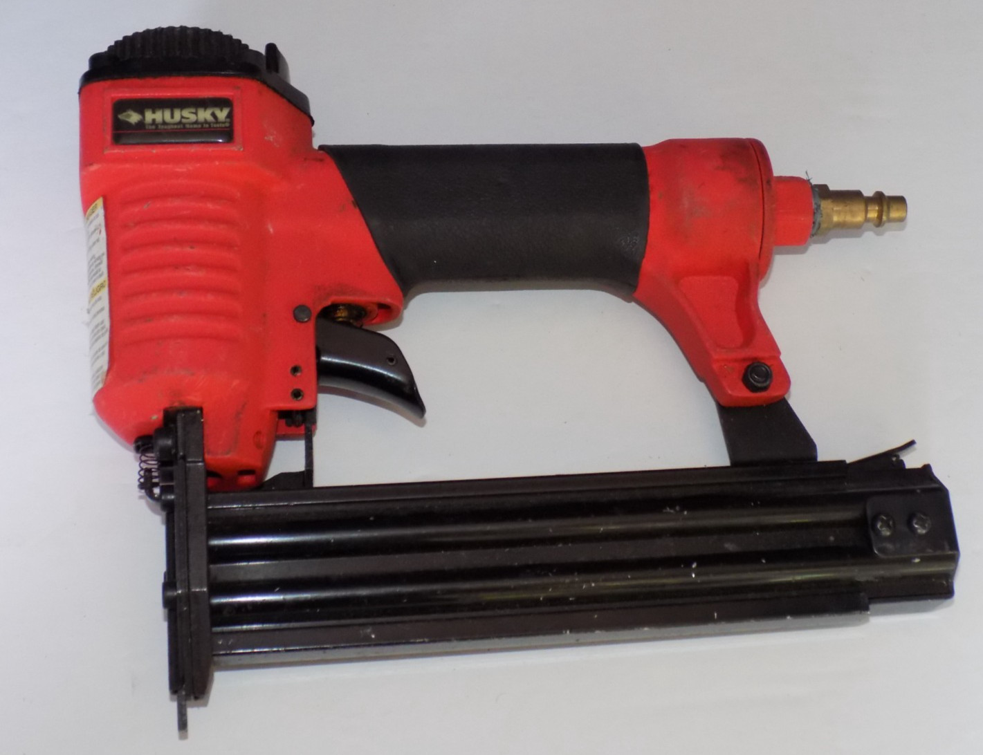 Husky Tools 18GA Brad Nailer Pneumatic Tool 9046512