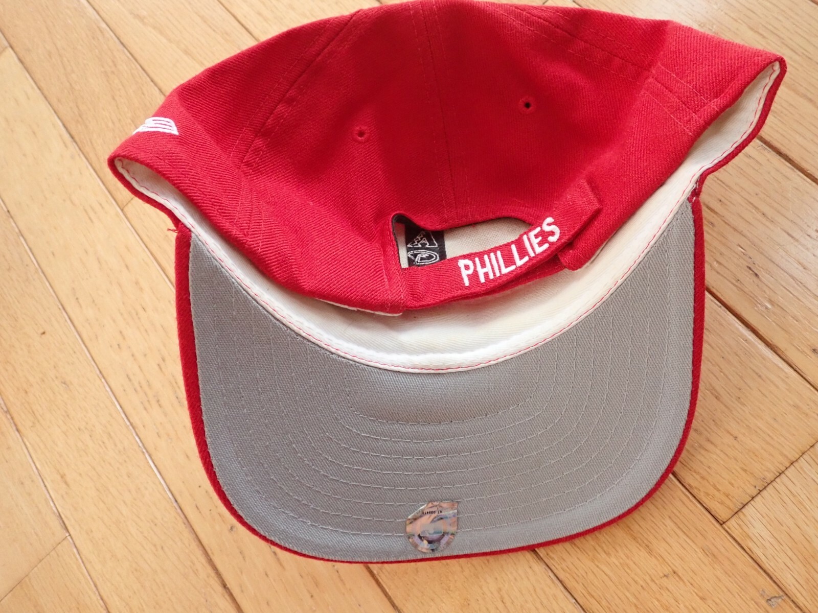 BRUCE CHEN PHILLIES AUTHENTIC SIGNED NEW ERA ADJUSTABLE HAT