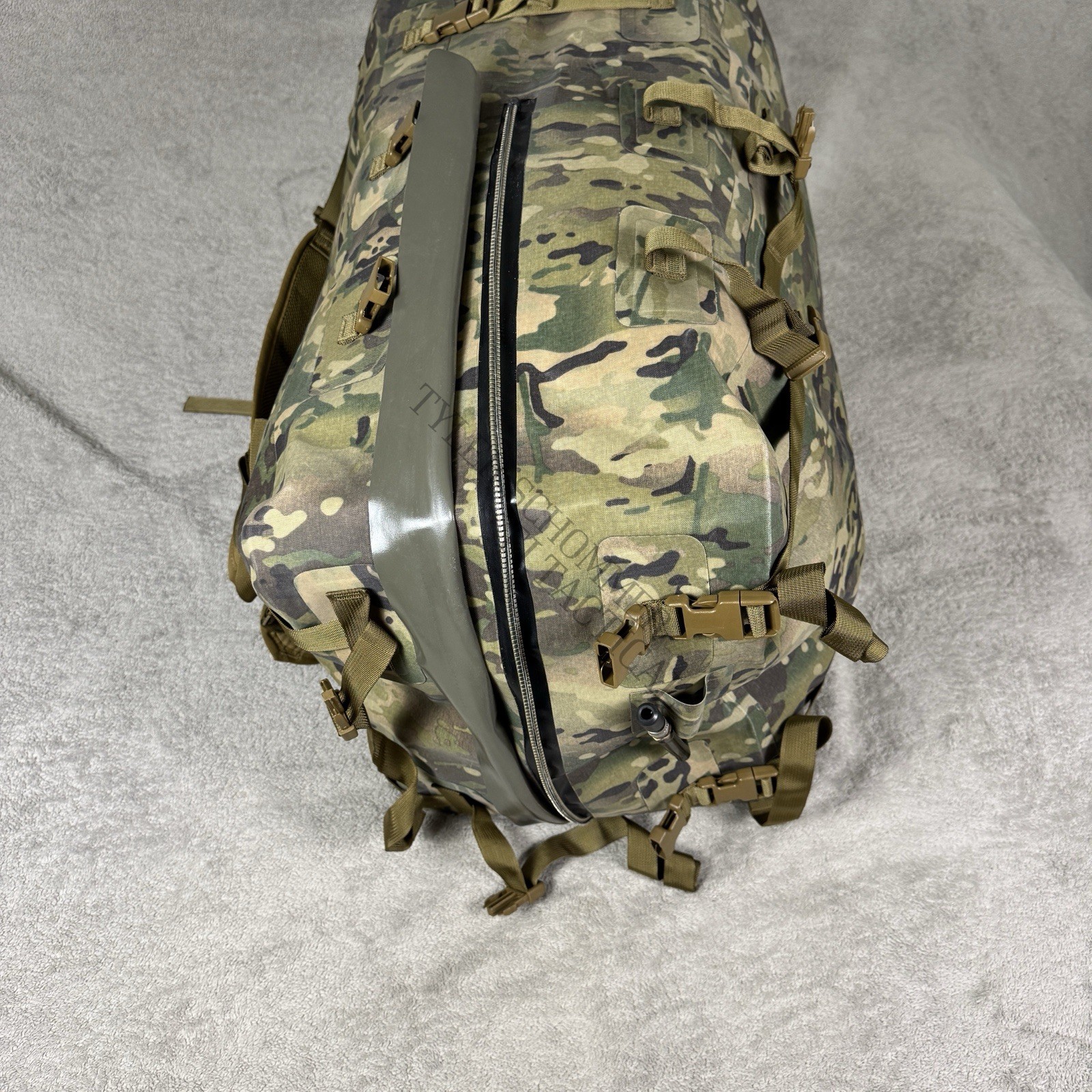 Watershed Kodiak Patrol Carrier Pack