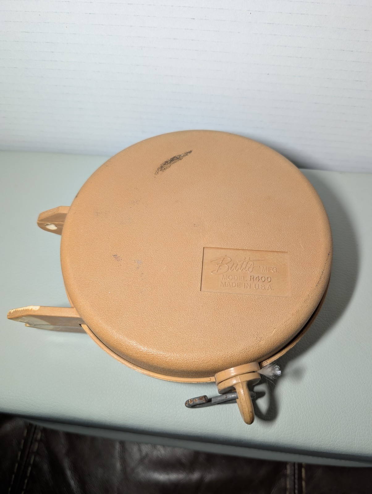 Retractable Clothesline- Butts Mfg -40' Reel Model R400 Vintage Hanging (AS IS)