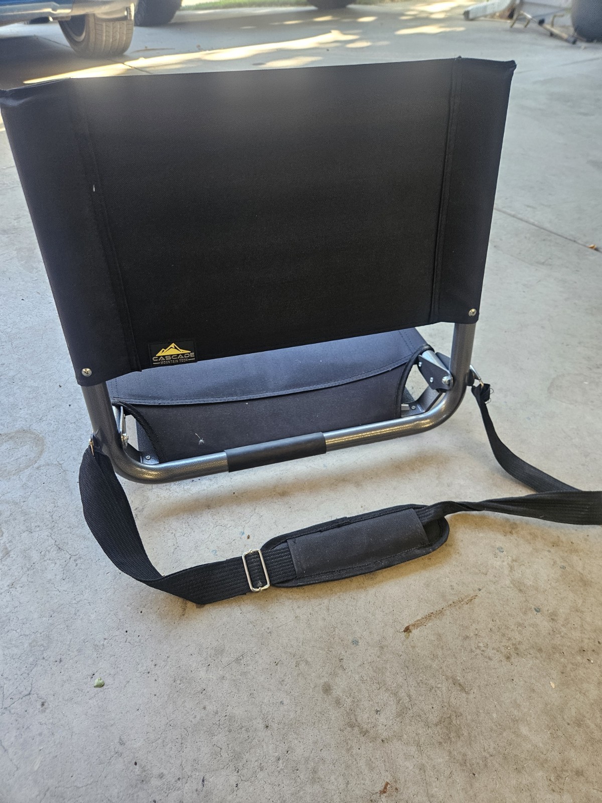 Cascade Technologies Portable Folding Bleacher Seat & Camping Chair FREE SHIP