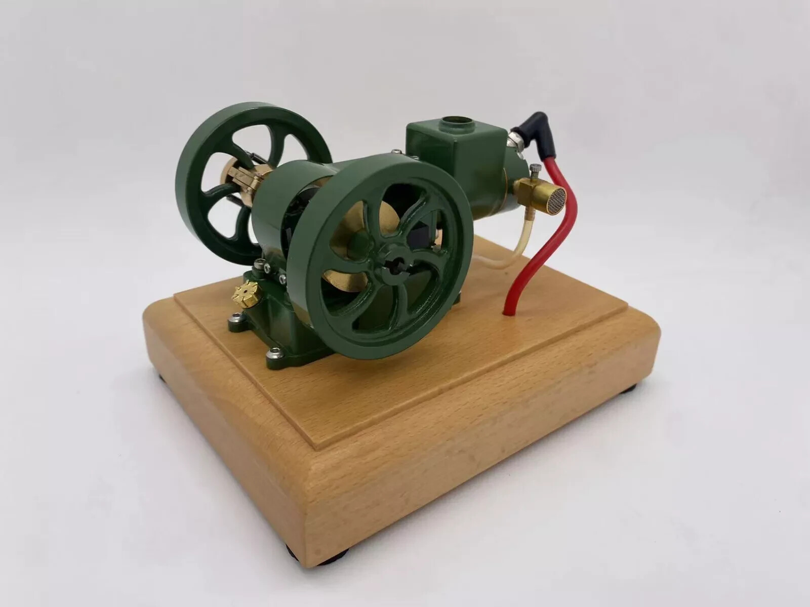 Hit and Miss Complete Engine Model M17 model